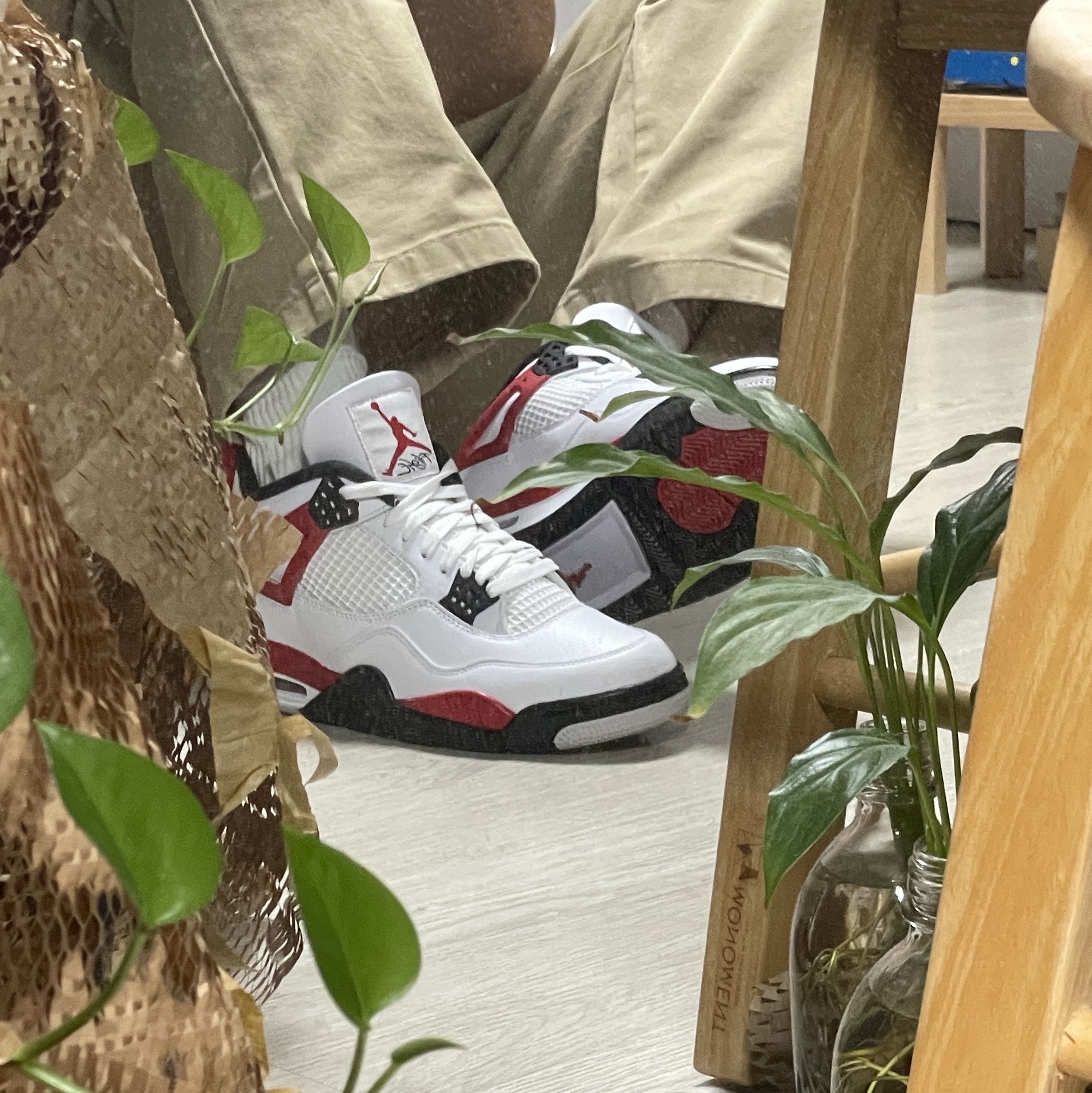 Jordan 4 Retro Red Cement 착용 스타일 - 4