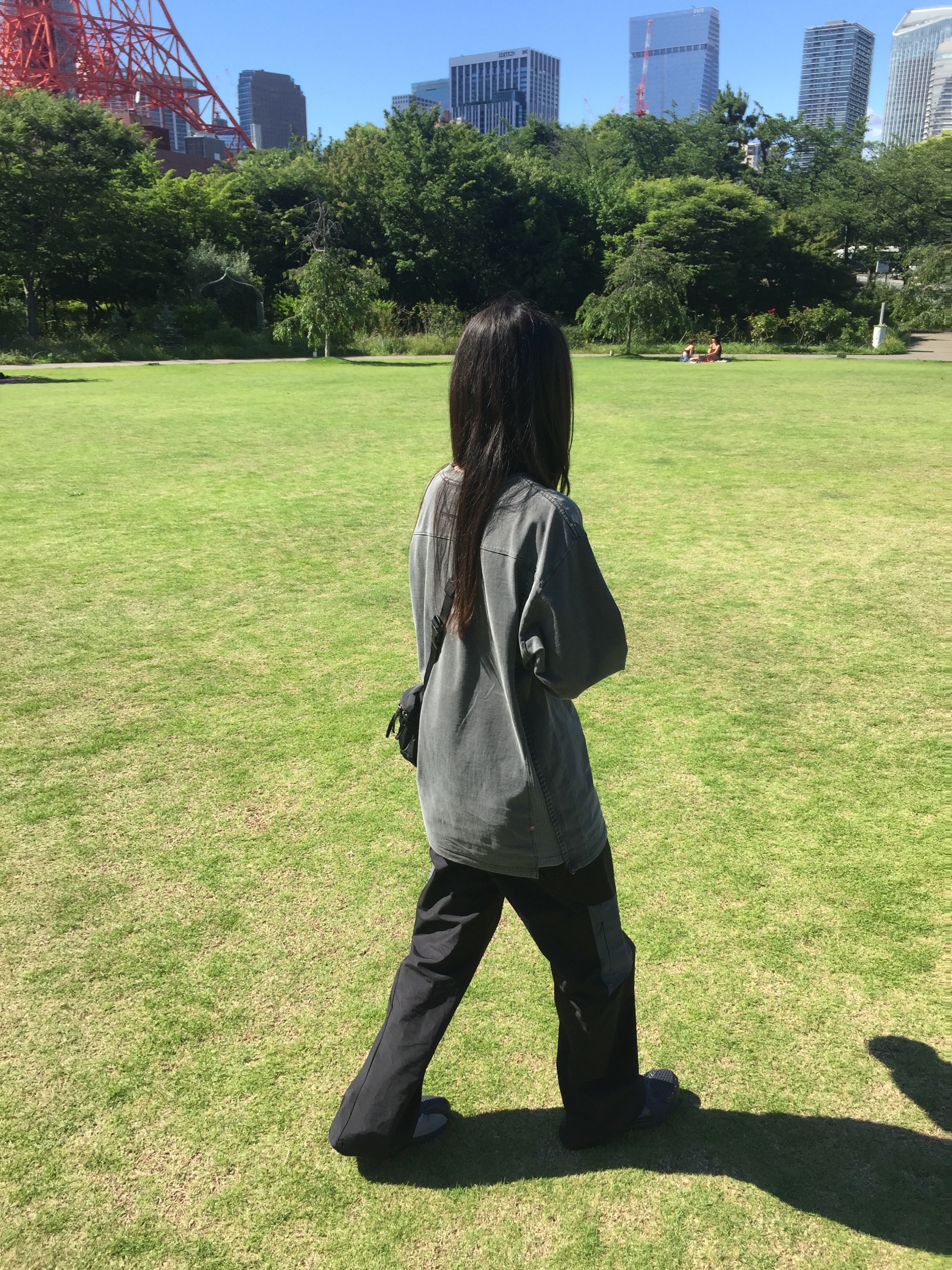 Xlim Ep.3 01 Sleeve Charcoal, Asics x Kiko Kostadinov Gel Sokat Infinity Dark Grey 착용 스타일 - 2