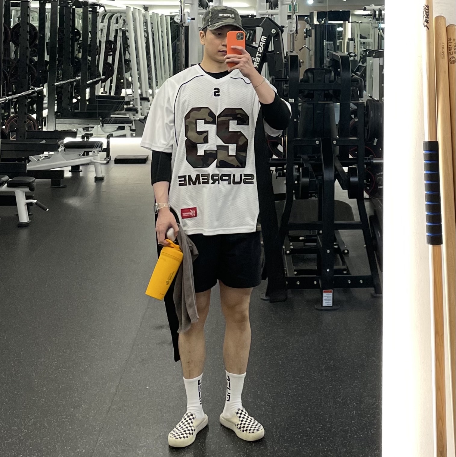 Supreme Perfect Season Football Jersey White - 23SS, Supreme Military Camp Cap Olive Camo - 23SS 착용 스타일
