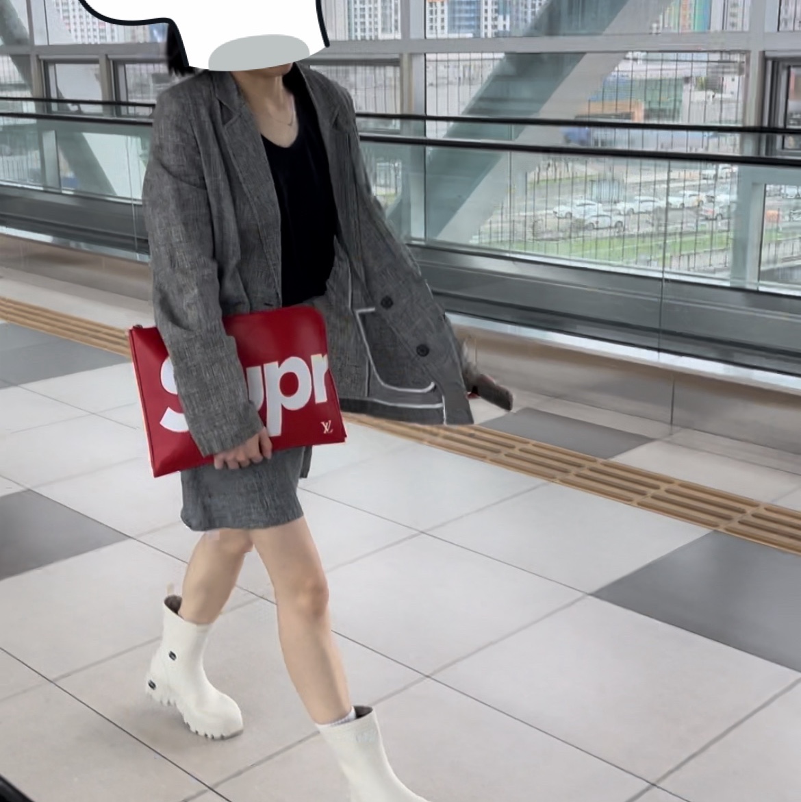 (W) Rockfishweatherwear Flatform Middle Rain Boots Cream 착용 스타일