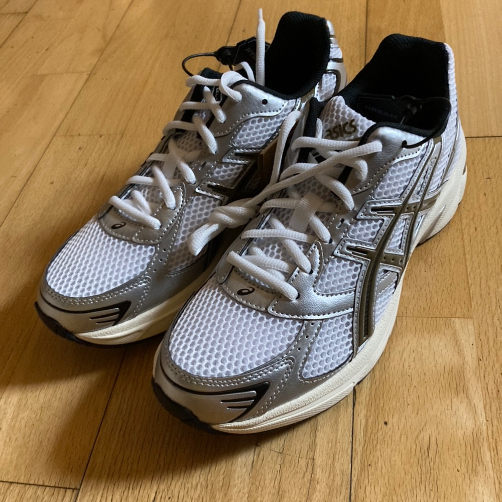 Asics Gel-1130 White Clay Canyon 착용 스타일