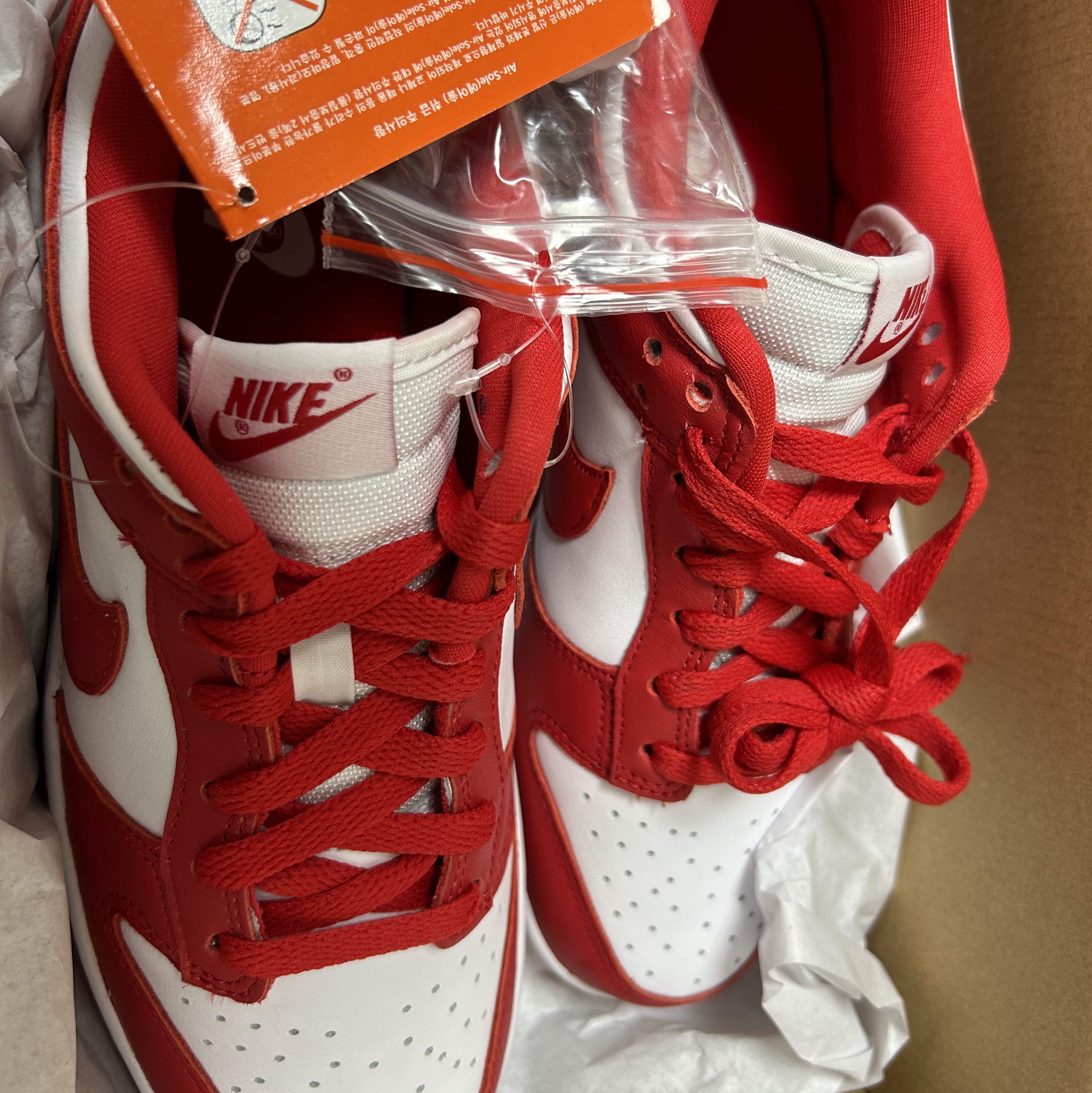 Nike Dunk Low SP White and University Red 2023 착용 스타일