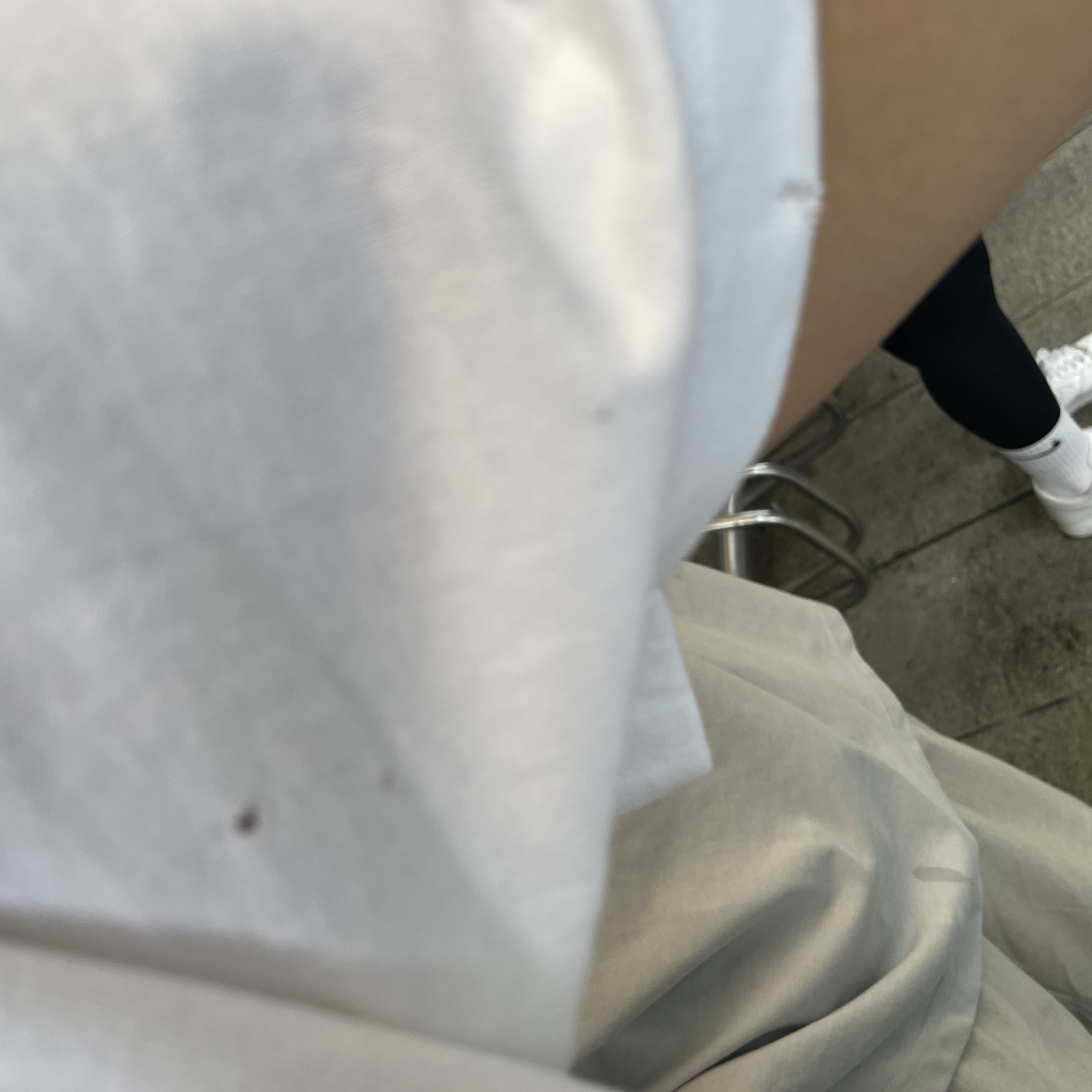 Stussy World Tour T-Shirt White 2023 착용 스타일 - 4