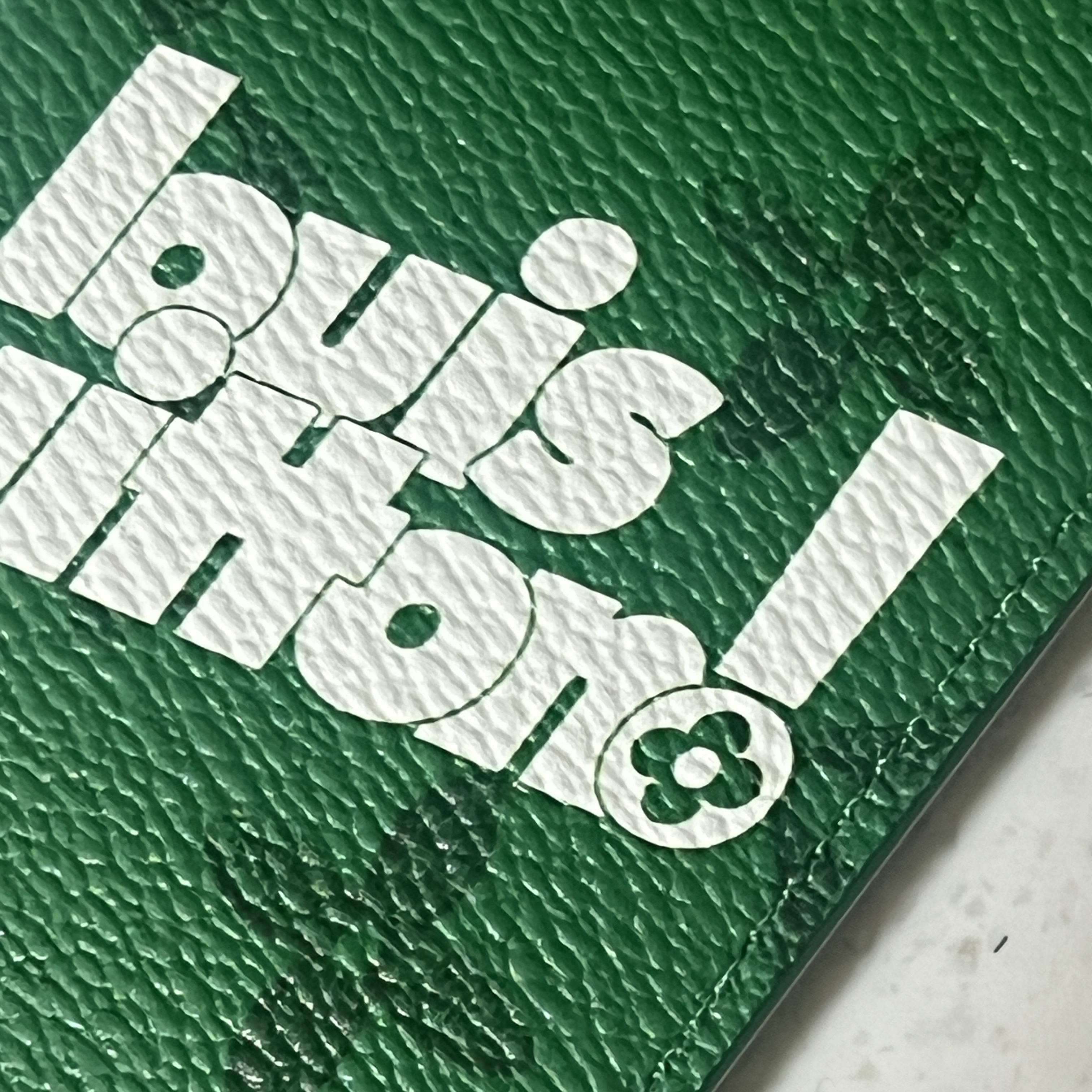Louis Vuitton Pocket Organizer Everyday LV Vintage Monogram Vert 착용 스타일