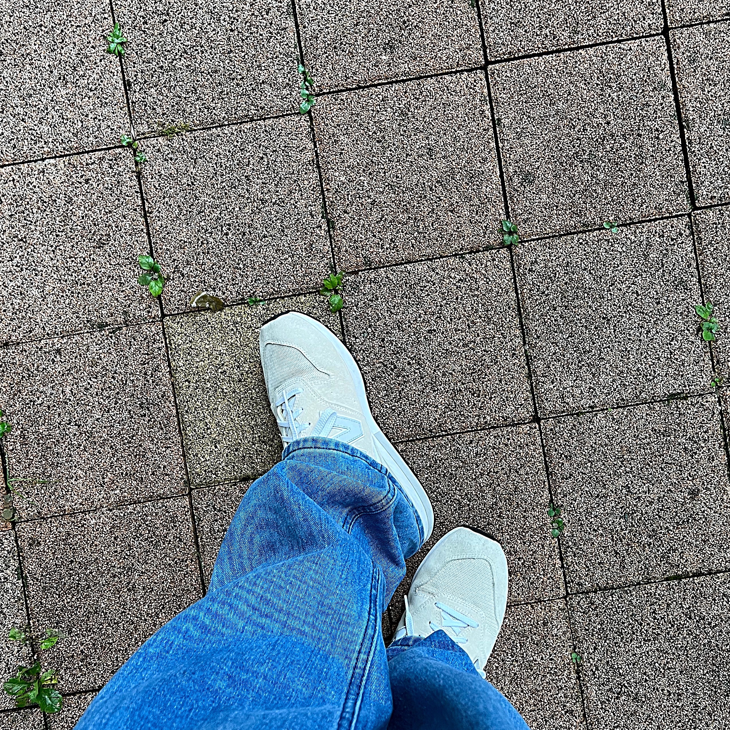 New Balance 996 Ivory White 착용 스타일 - 2