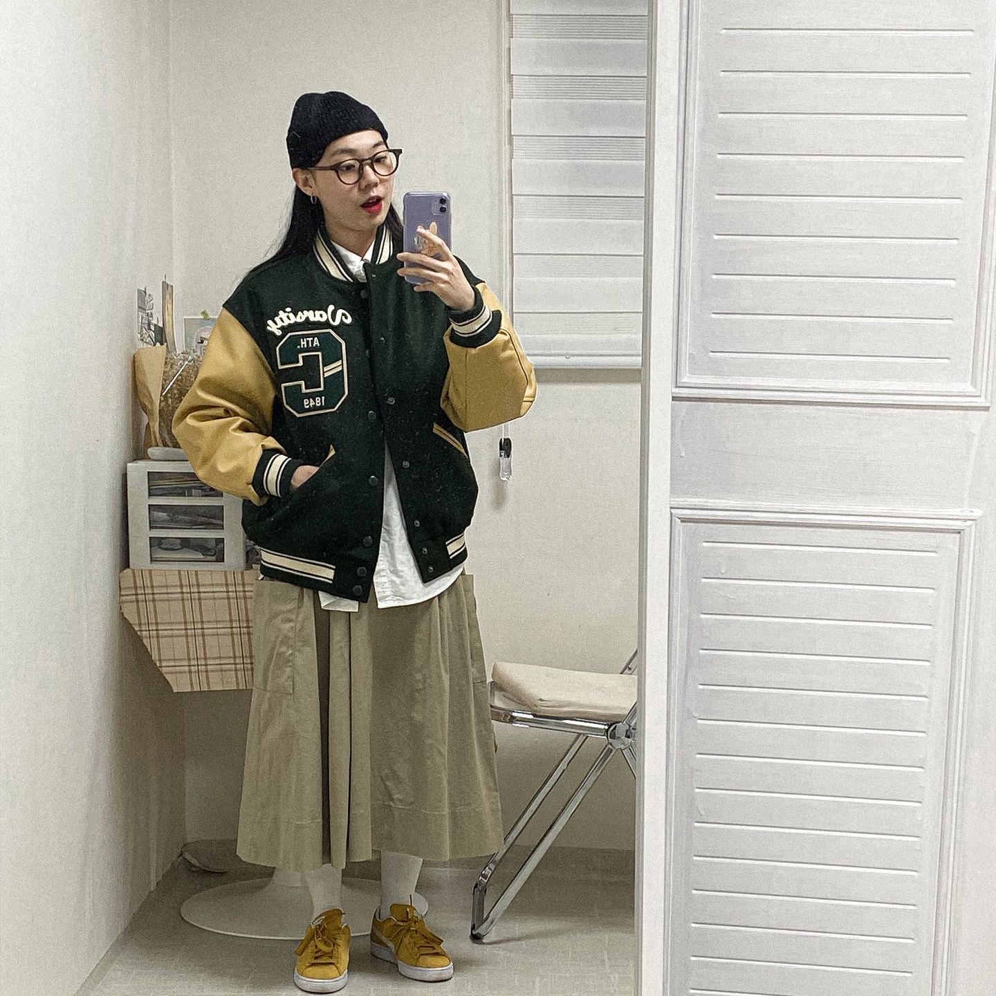 Puma Suede Classic XXI Mustard White 착용 스타일 - 4
