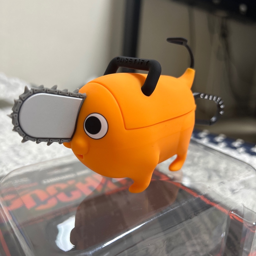 Casetify x Chainsaw Man Pochita Collectible AirPods Pro 1st/2nd Gen Case 착용 스타일
