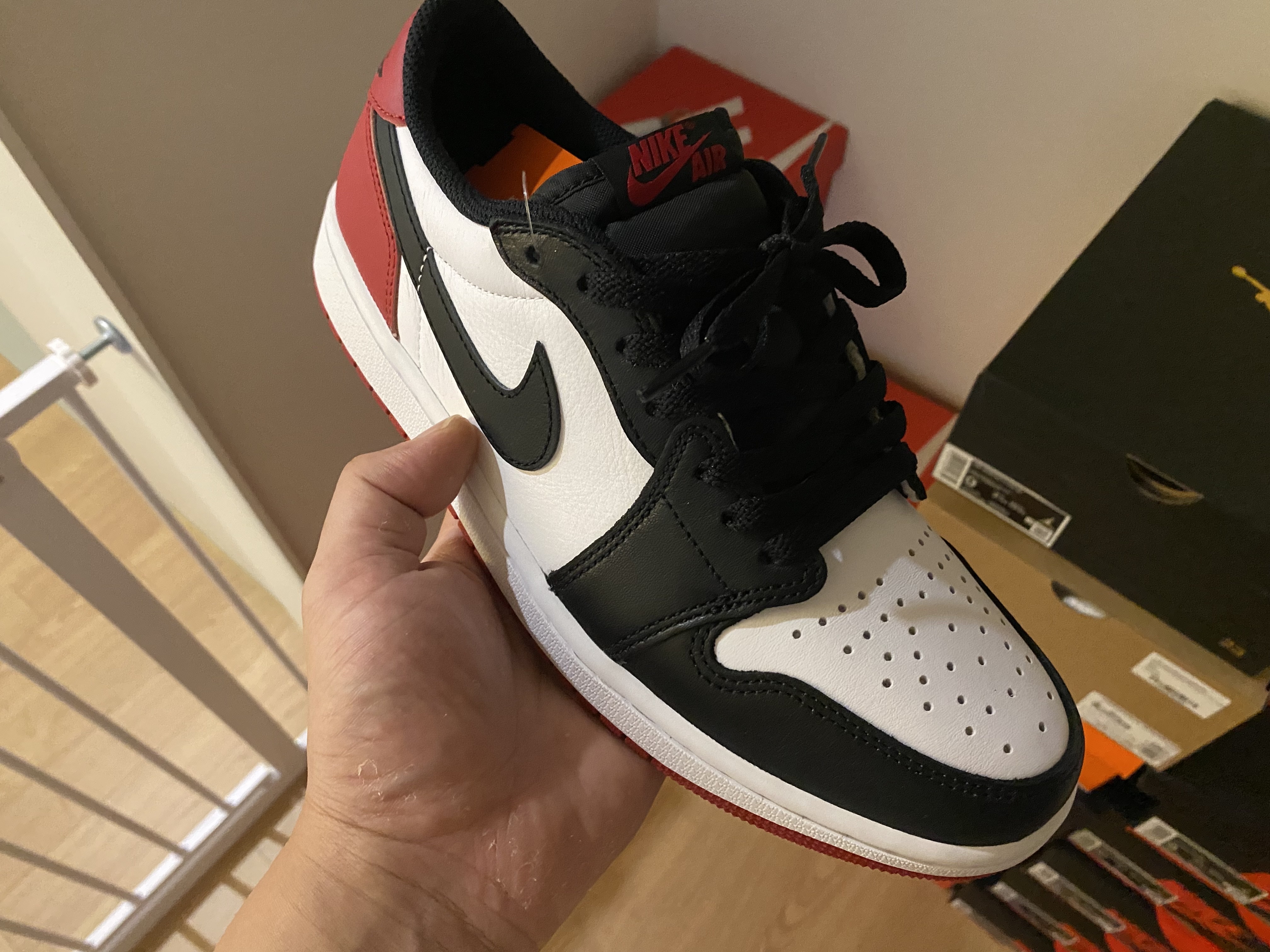 Jordan 1 Retro Low OG Black Toe 착용 스타일