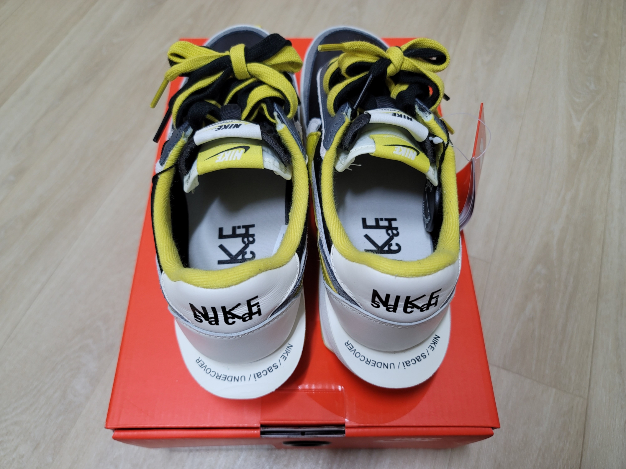 Nike x Sacai x Undercover LDWaffle Black Bright Citron 착용 스타일