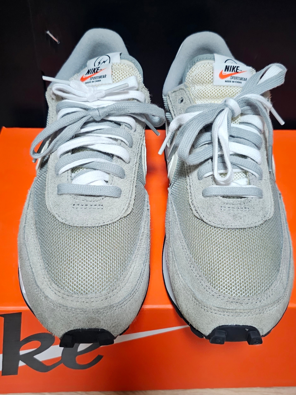 Nike x Sacai x Fragment LDWaffle Light Smoke Grey 착용 스타일 - 1