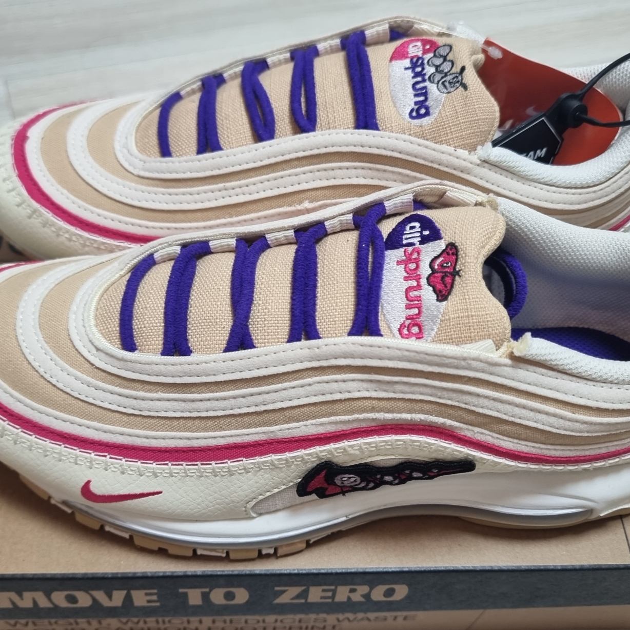 Nike Air Max 97 SE Air Sprung Cream 착용 스타일