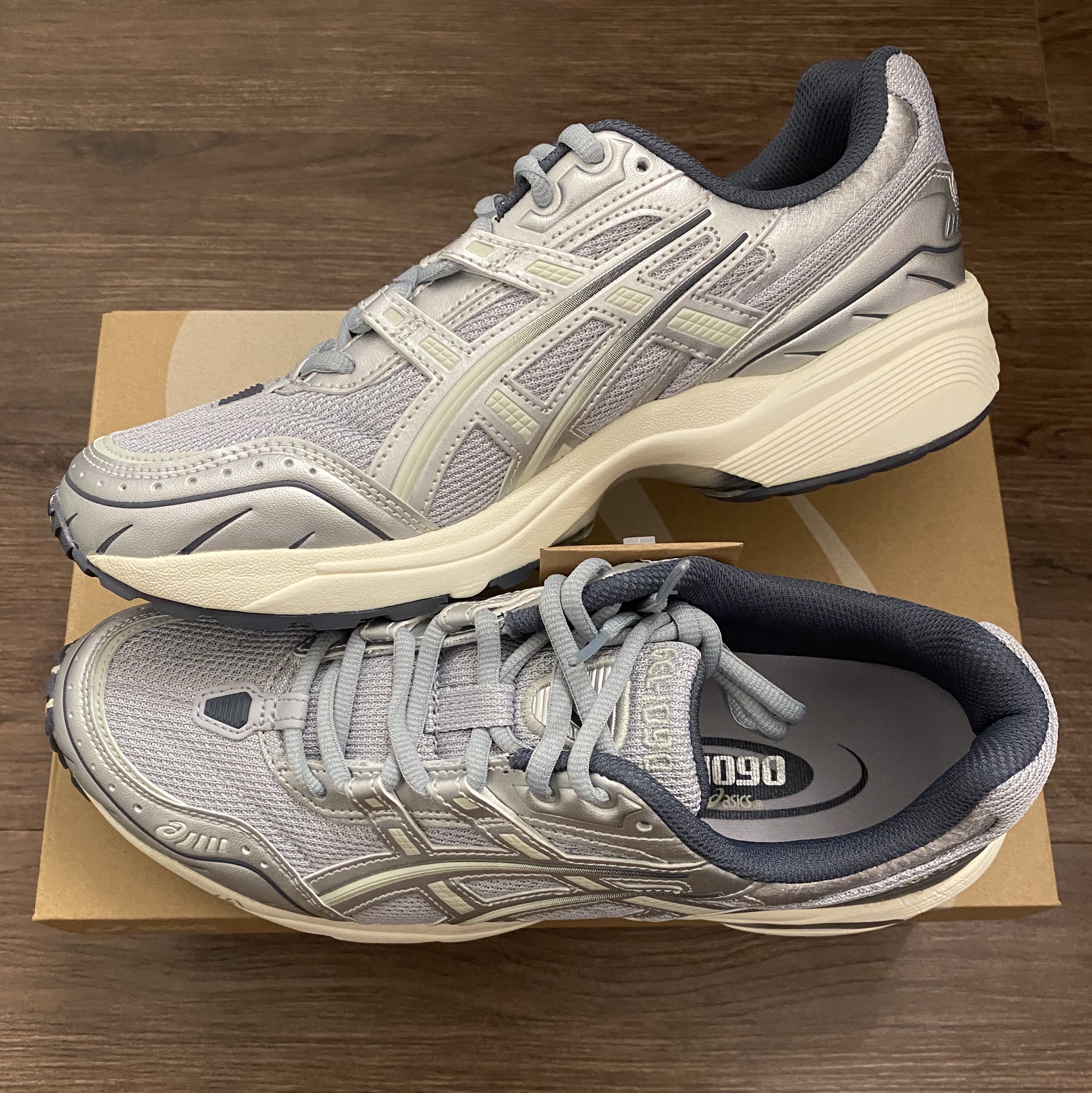 Asics Gel-1090 Piedmont Grey 착용 스타일