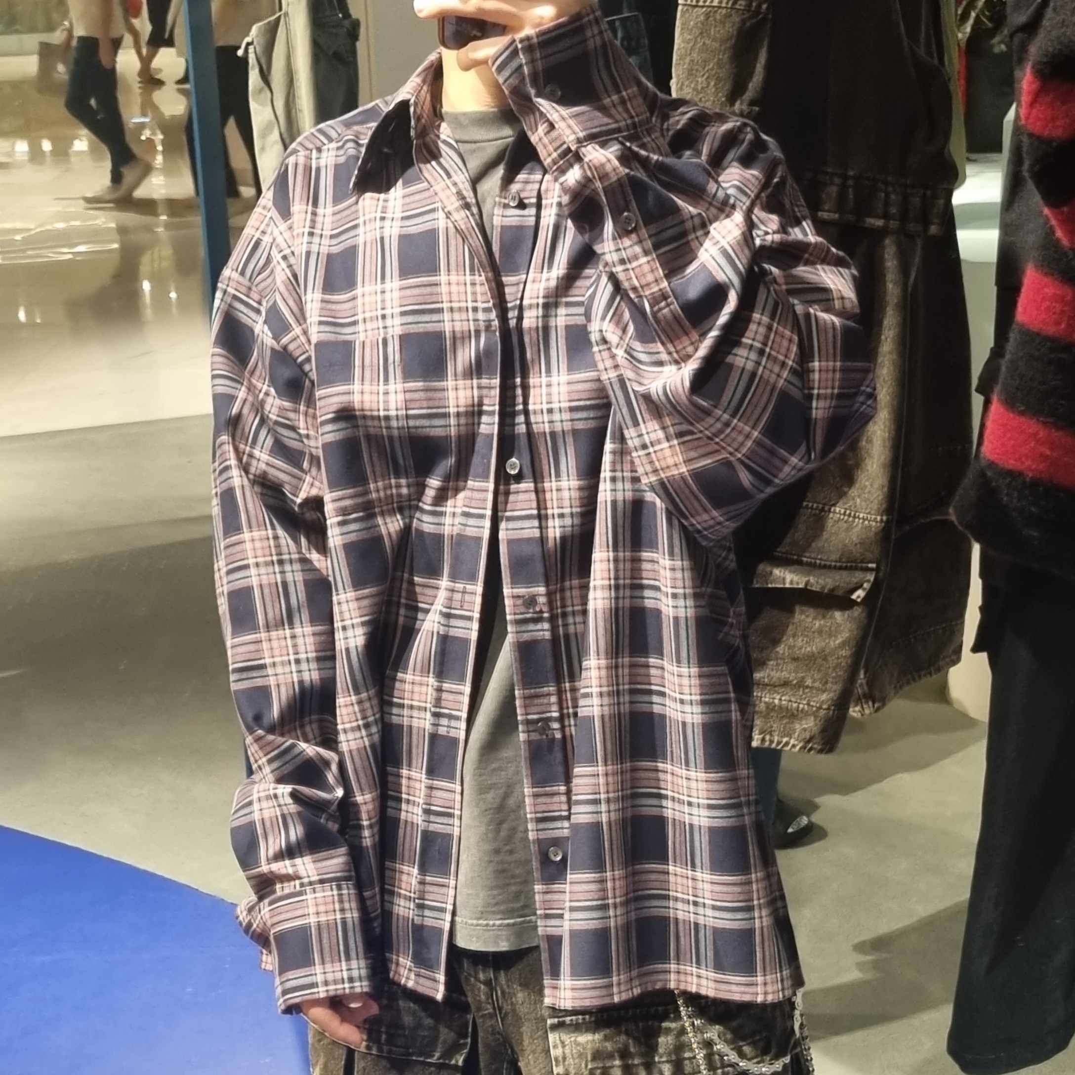 Ourpas 081 Check Shirt Purple Rain 착용 스타일