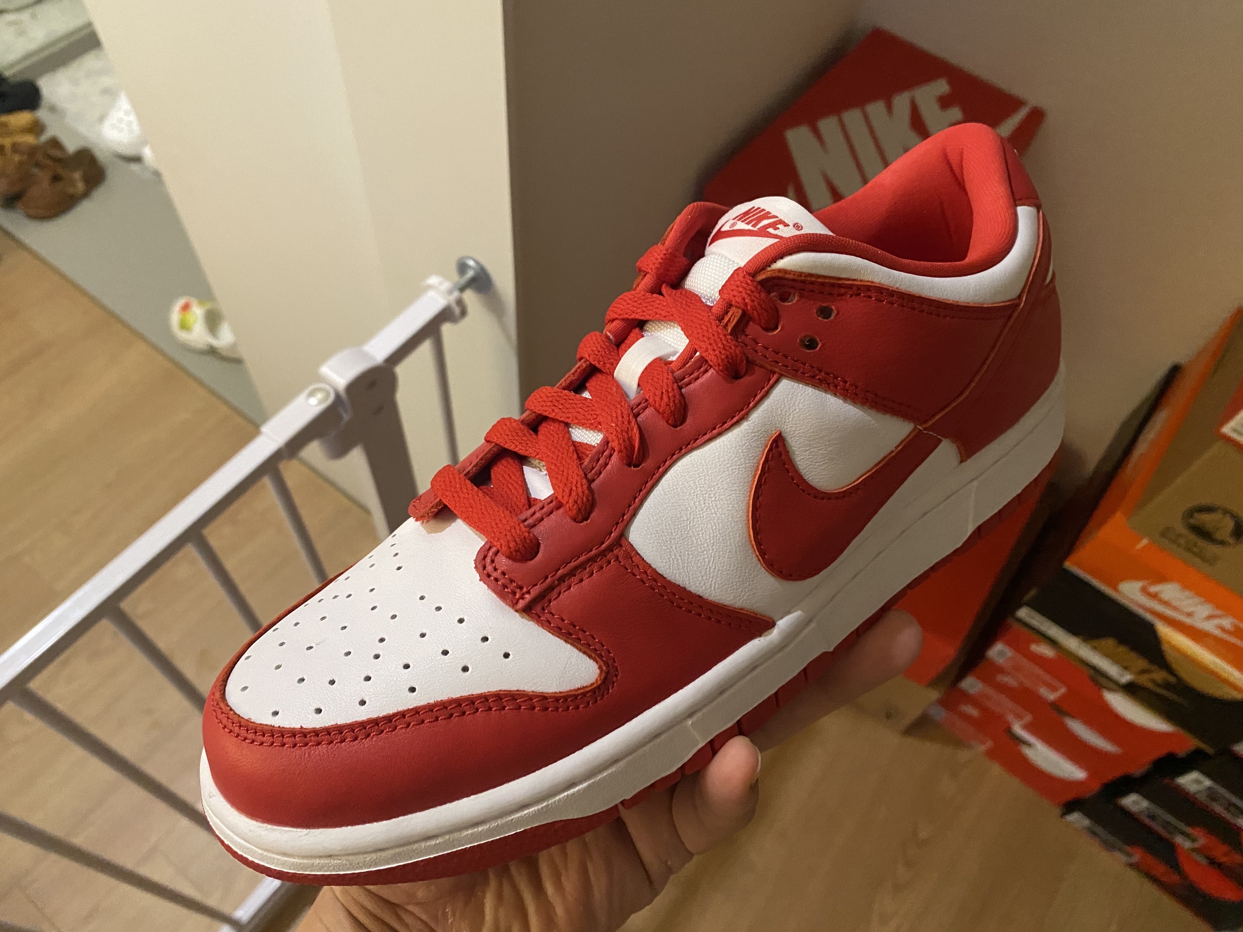 Nike Dunk Low SP White and University Red 2023 착용 스타일