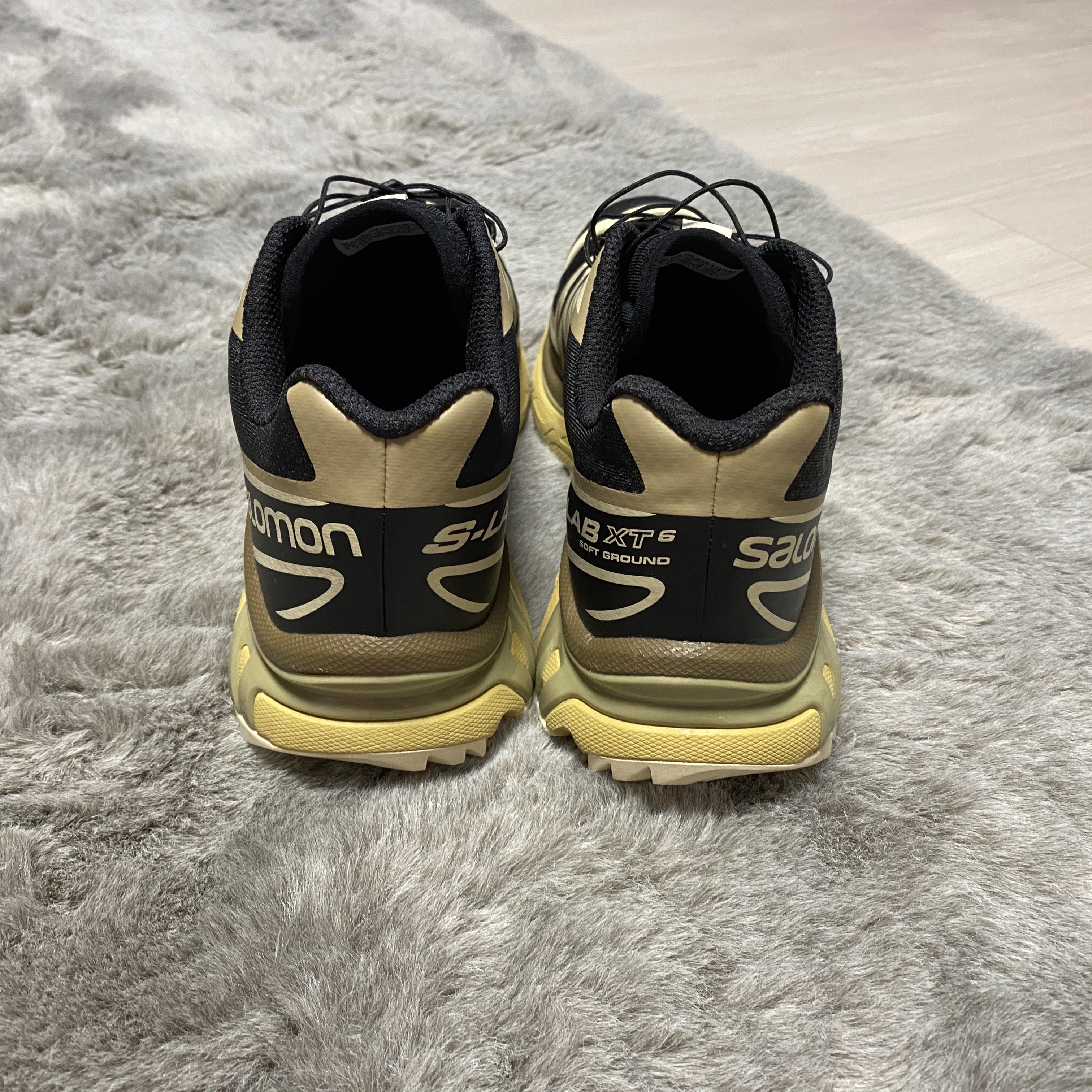 Salomon x END. XT-6 Dark Truffle 착용 스타일 - 2