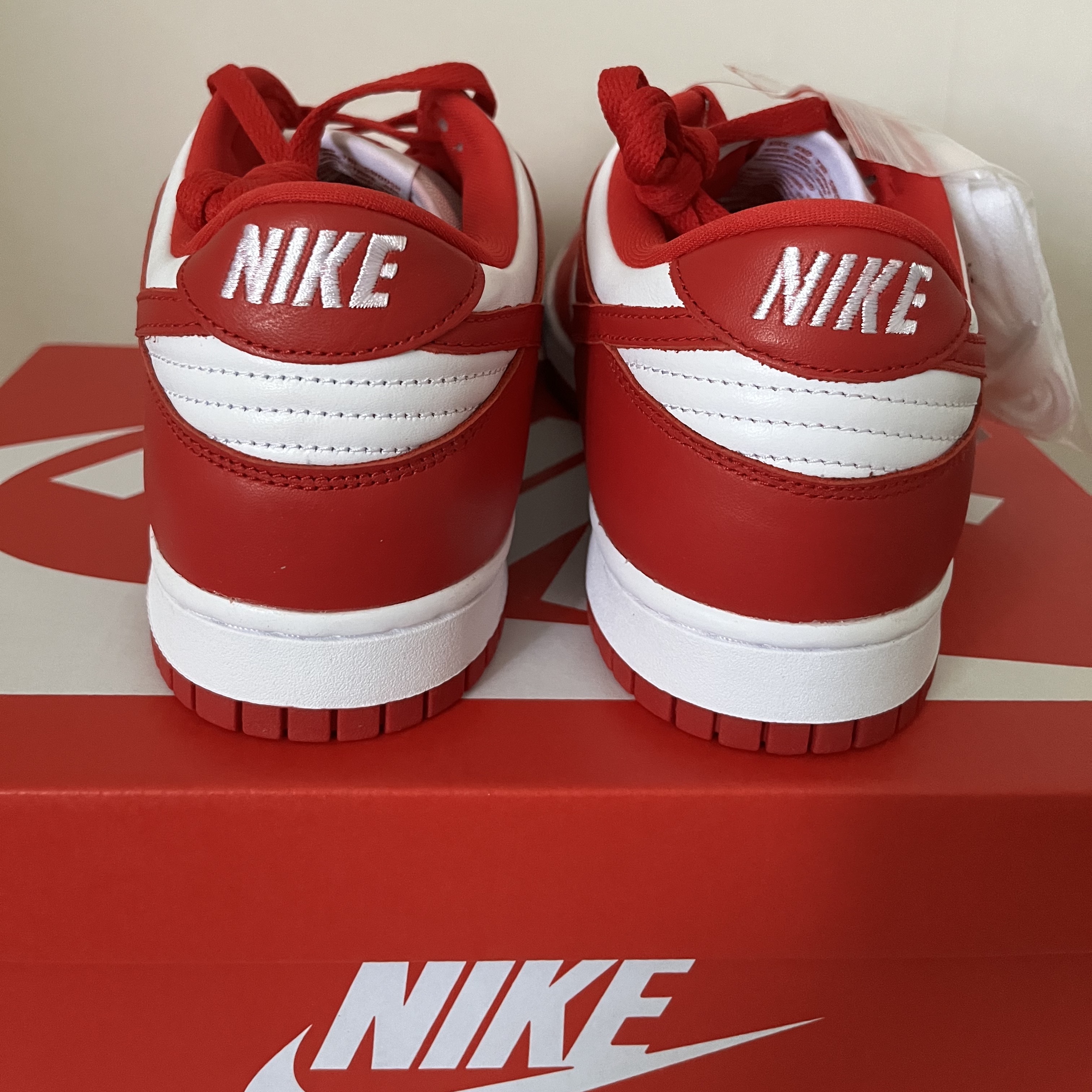 Nike Dunk Low SP White and University Red 2023 착용 스타일 - 3