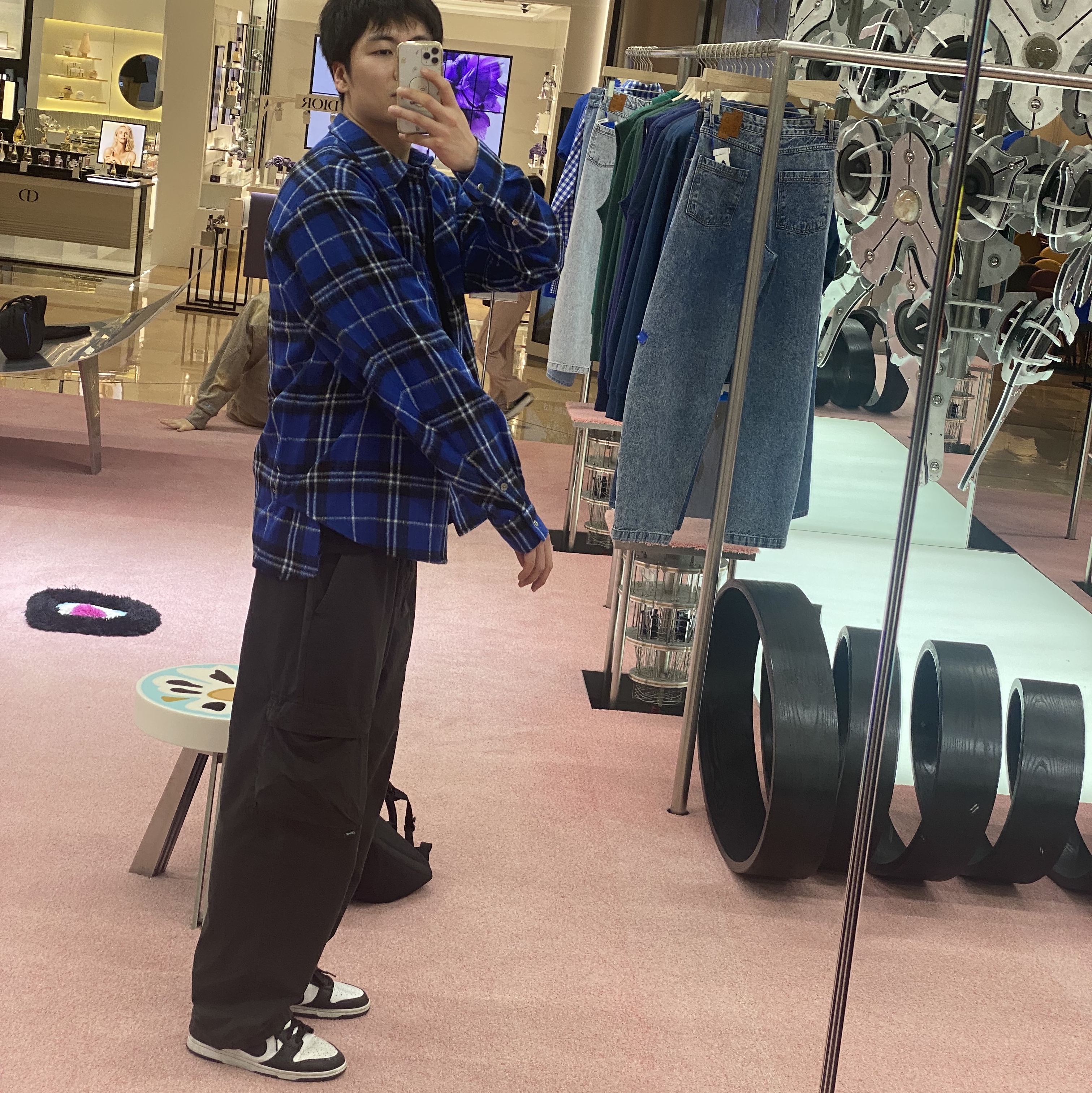 Ader Error Roa Shirt Z-Blue, Nike Dunk Low Retro Black 착용 스타일 - 2