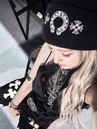 Chrome Hearts Horseshoe Beanie Black 착용 스타일 - 2