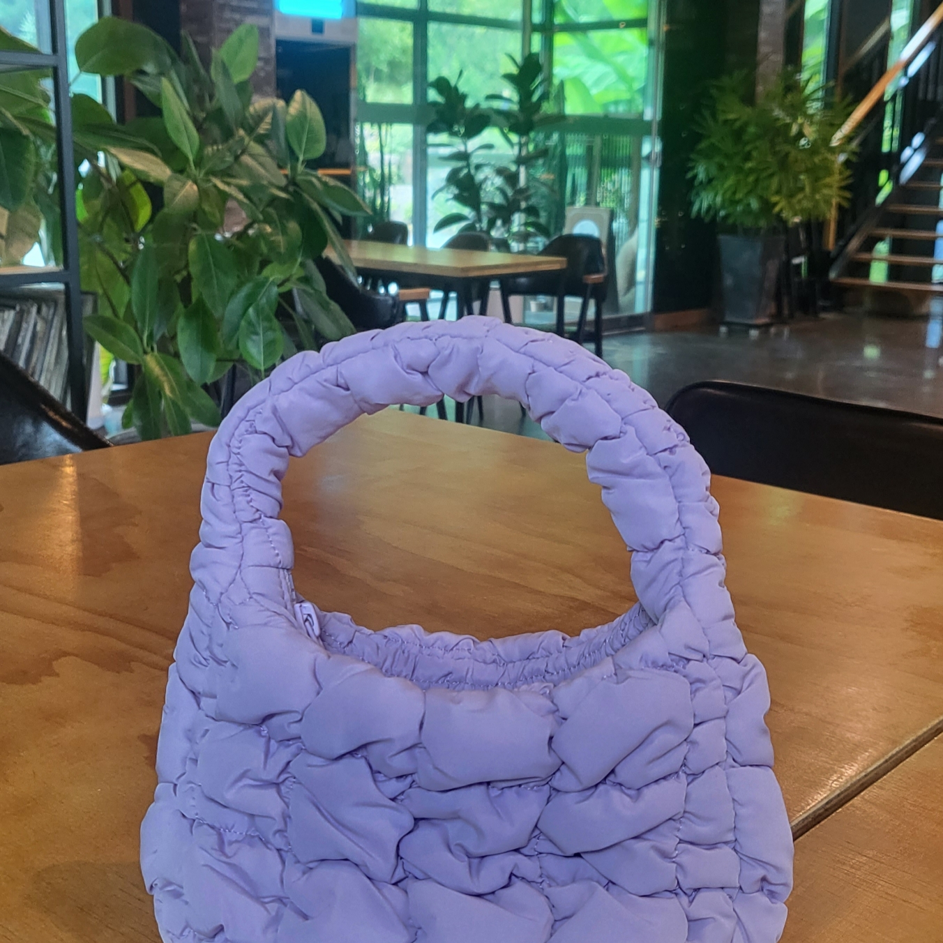 COS Quilted Micro Bag Purple 착용 스타일