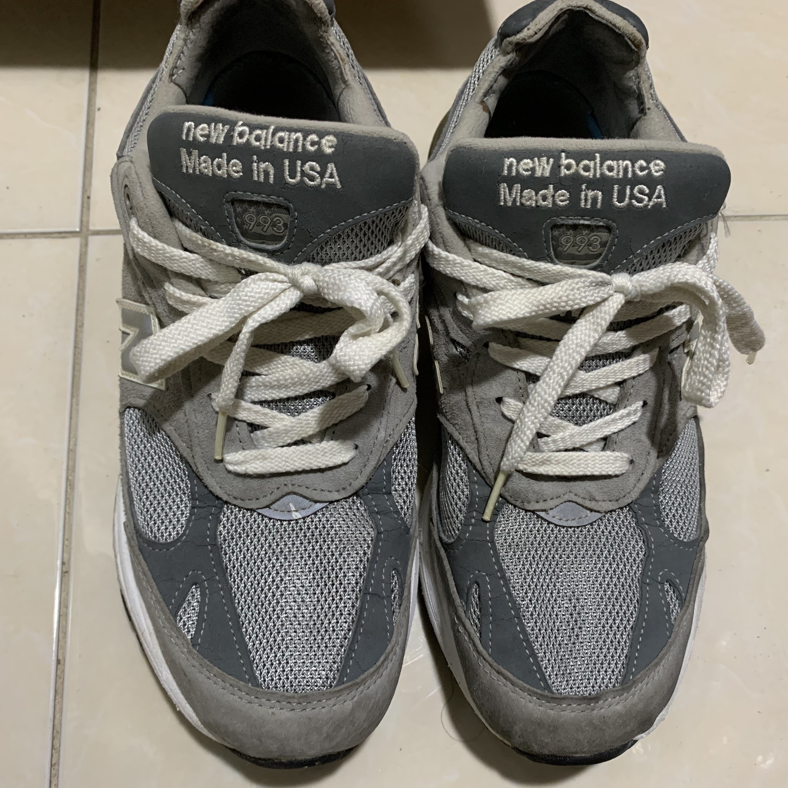 (W) New Balance 993 Made in USA Grey - B Standard 착용 스타일