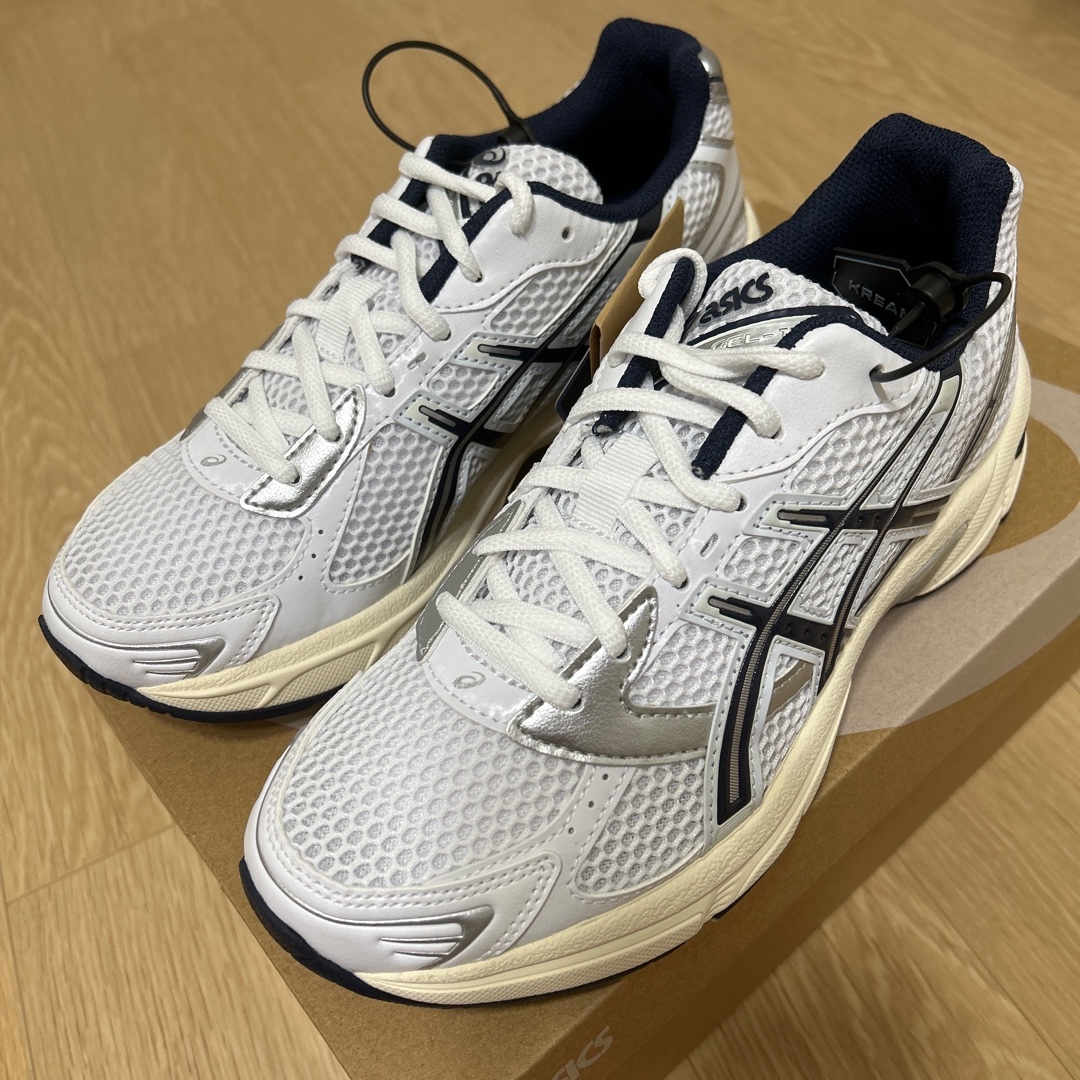 (W) Asics Gel-1130 White Midnight 착용 스타일 - 1