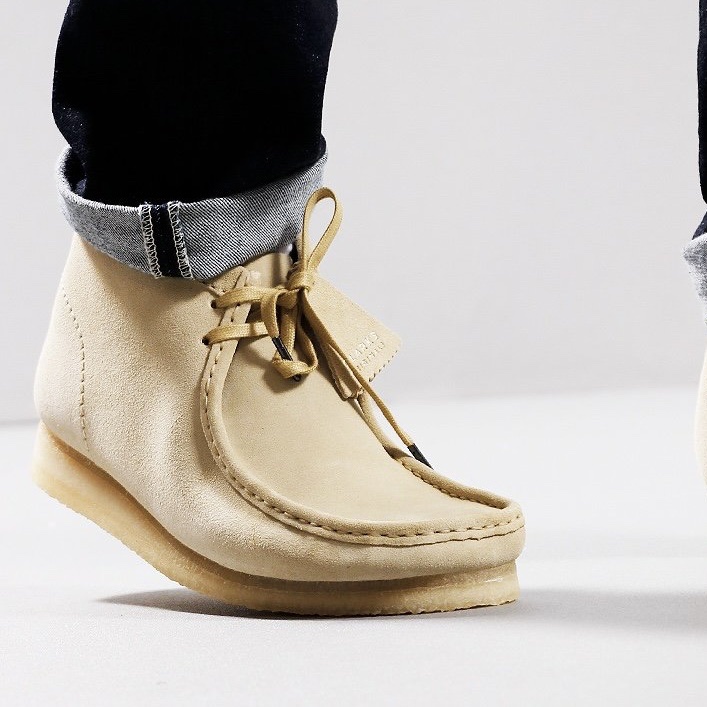 Clarks Wallabee Maple Suede, Clarks Wallabee Black Suede 착용 스타일 - 5