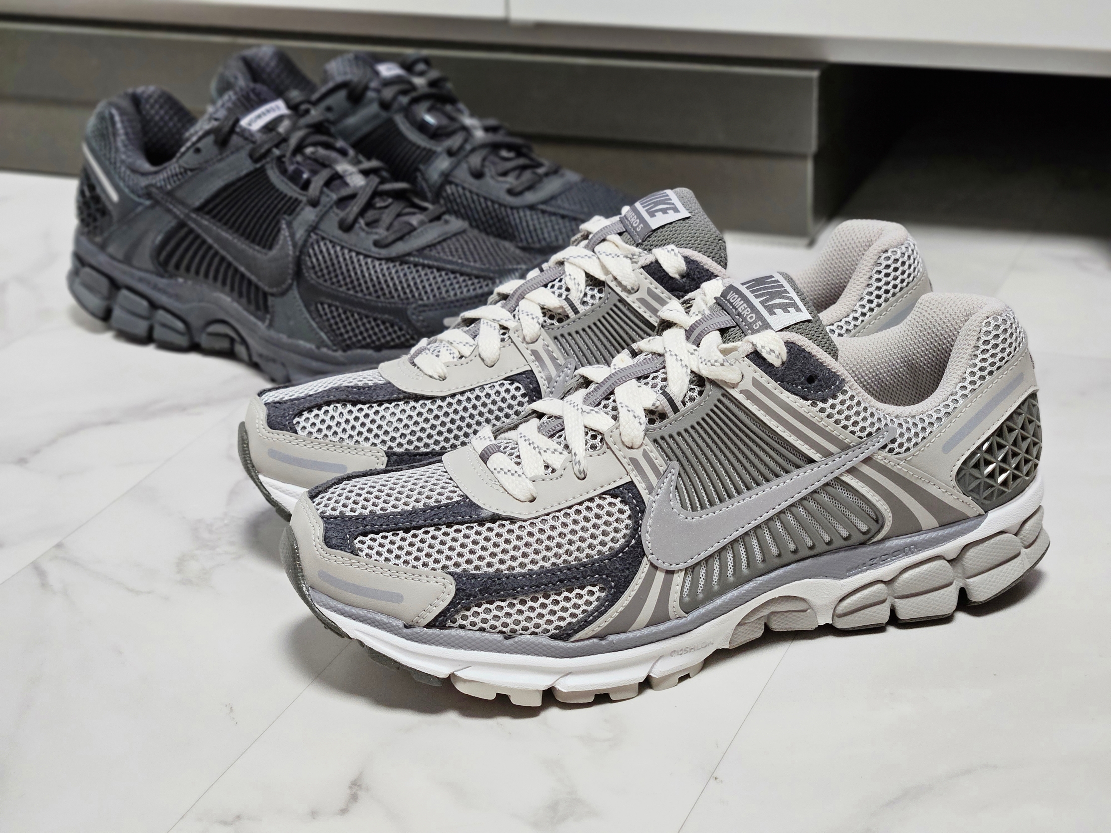 Nike Zoom Vomero 5 SP Anthracite 2023 착용 스타일 - 5