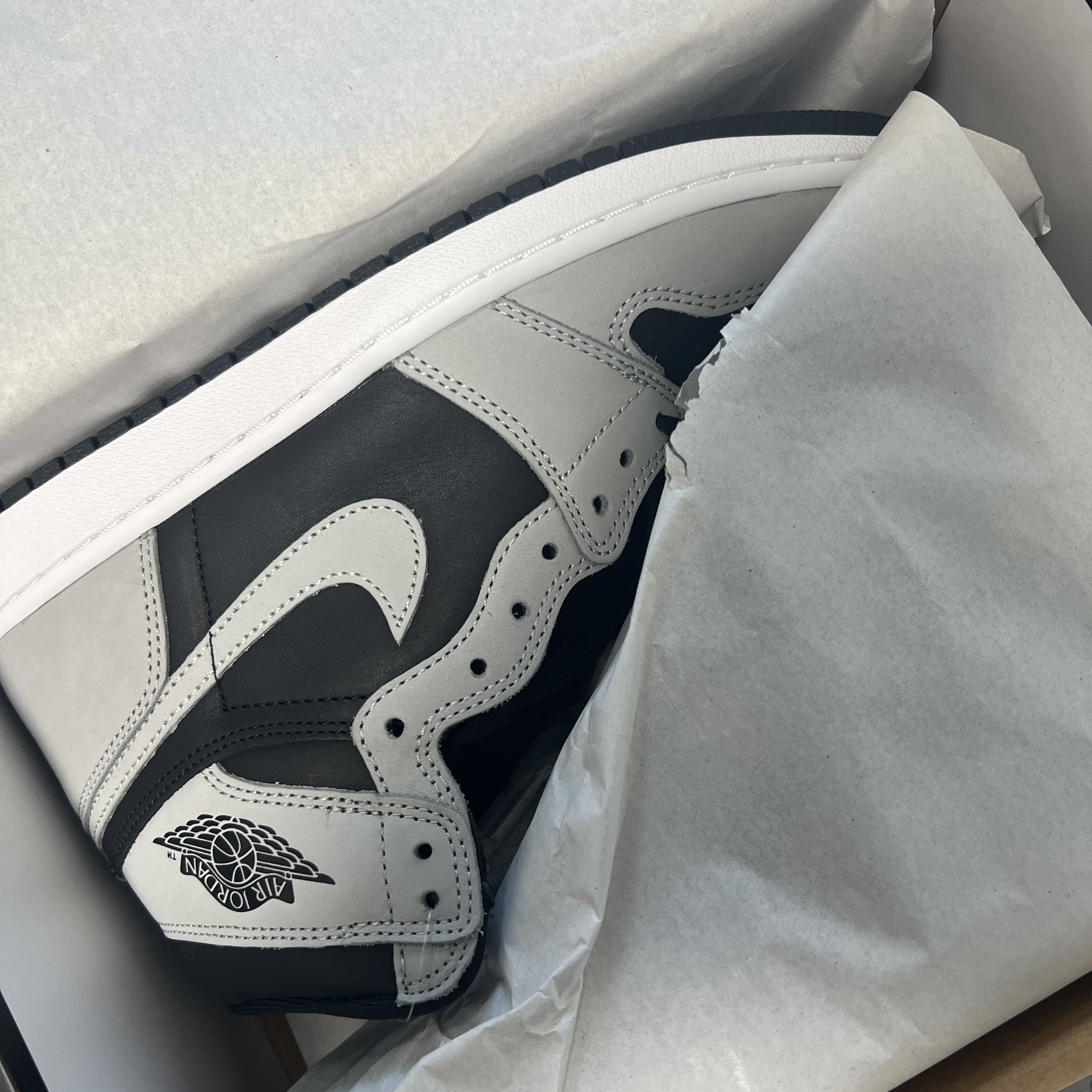 Jordan 1 Retro High OG Shadow 2.0 착용 스타일