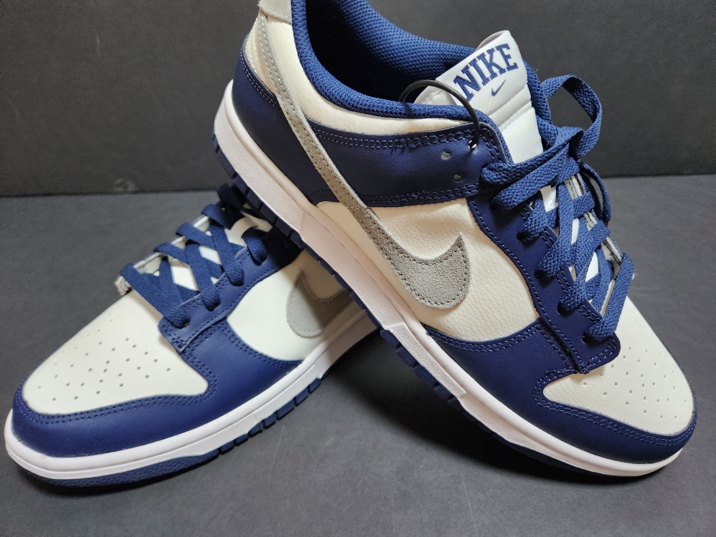 Nike Dunk Low Midnight Navy 착용 스타일 - 1