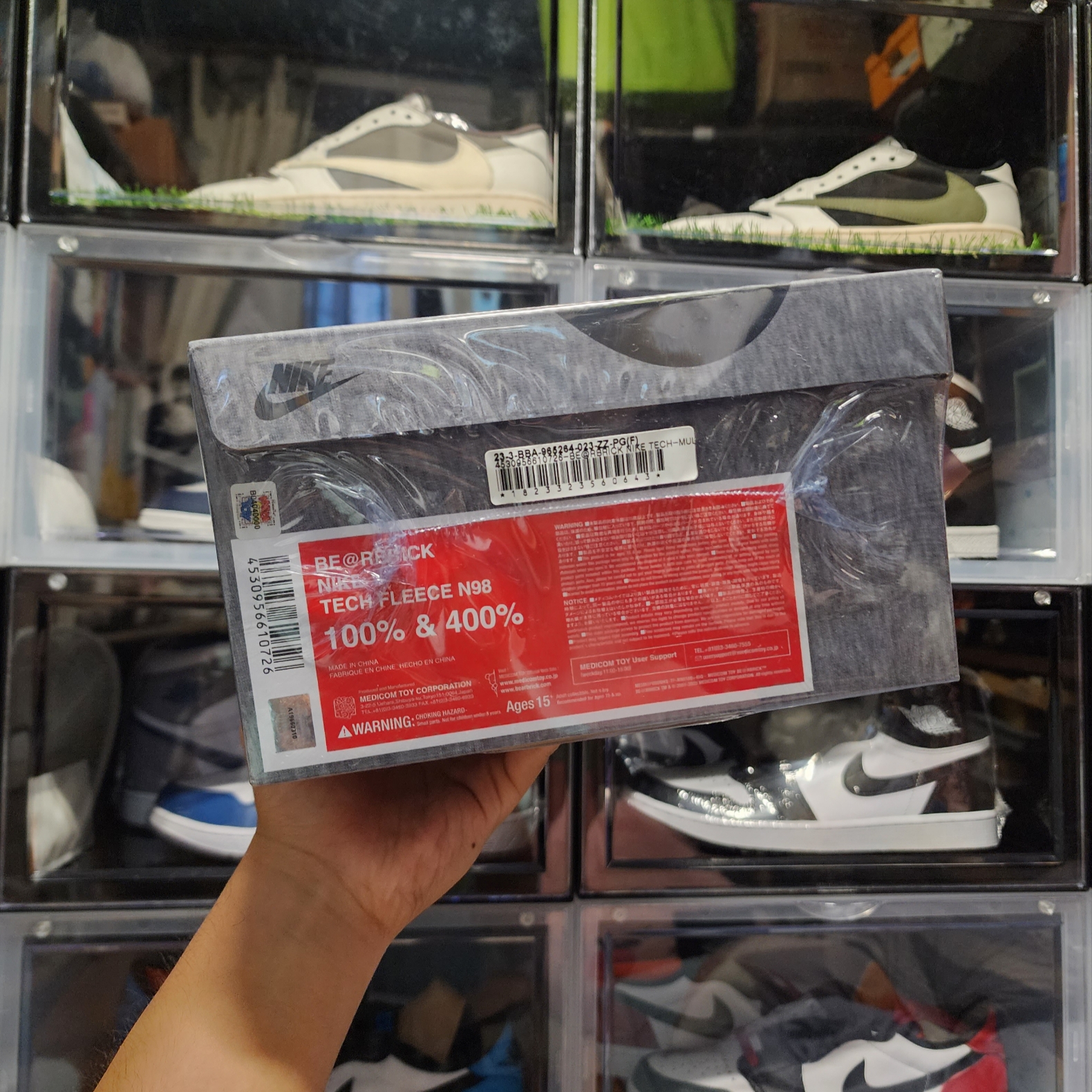 Bearbrick x Nike Tech Fleece N98 100% & 400& Set 착용 스타일 - 5