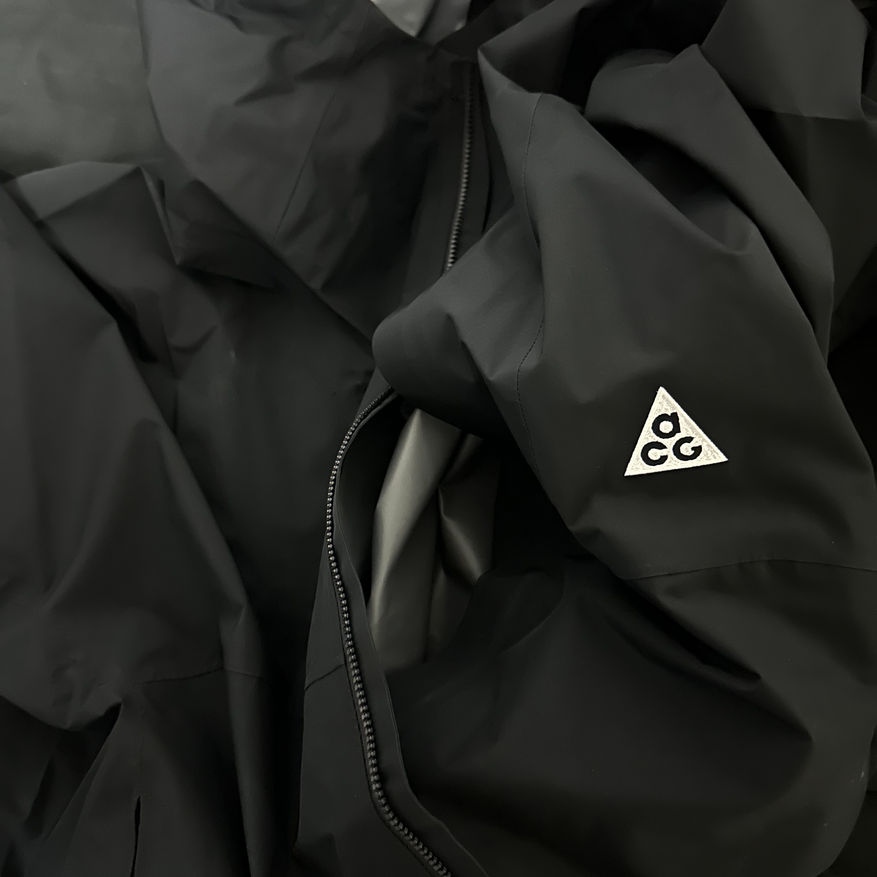 Nike ACG Storm-Fit ADV Cascade Rains Full Zip Jacket Black - Asia 착용 스타일