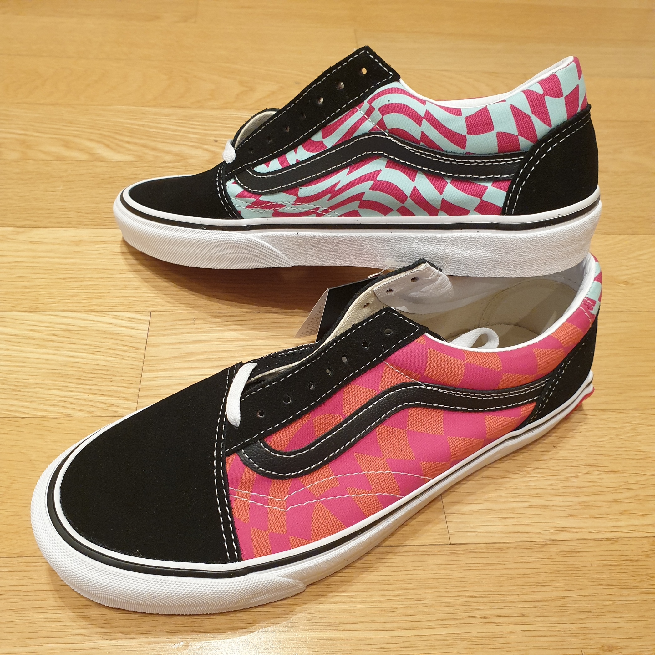 Vans Old Skool Twist Warp Checker Black Cabaret 착용 스타일