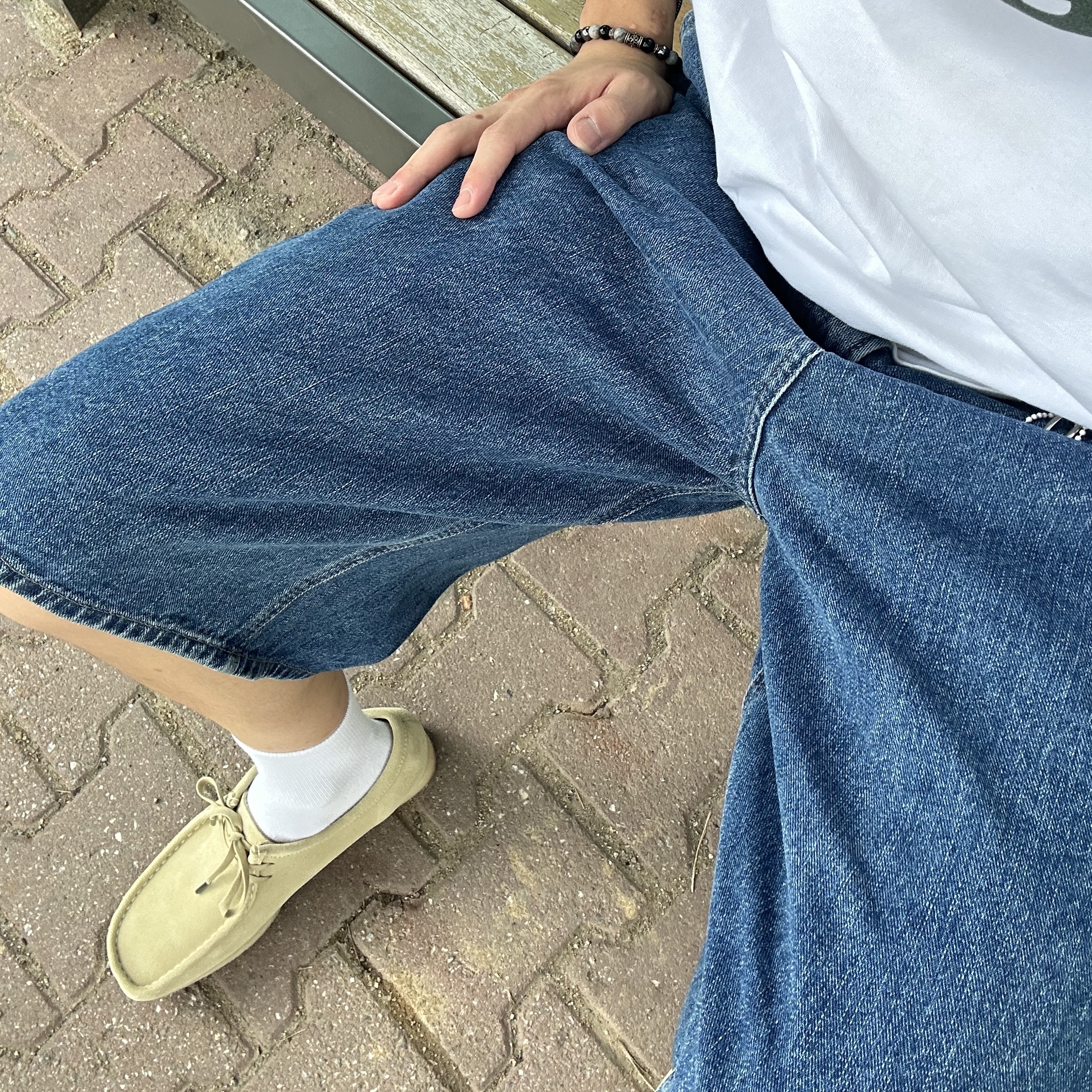 Clarks Wallabee Maple Suede 착용 스타일