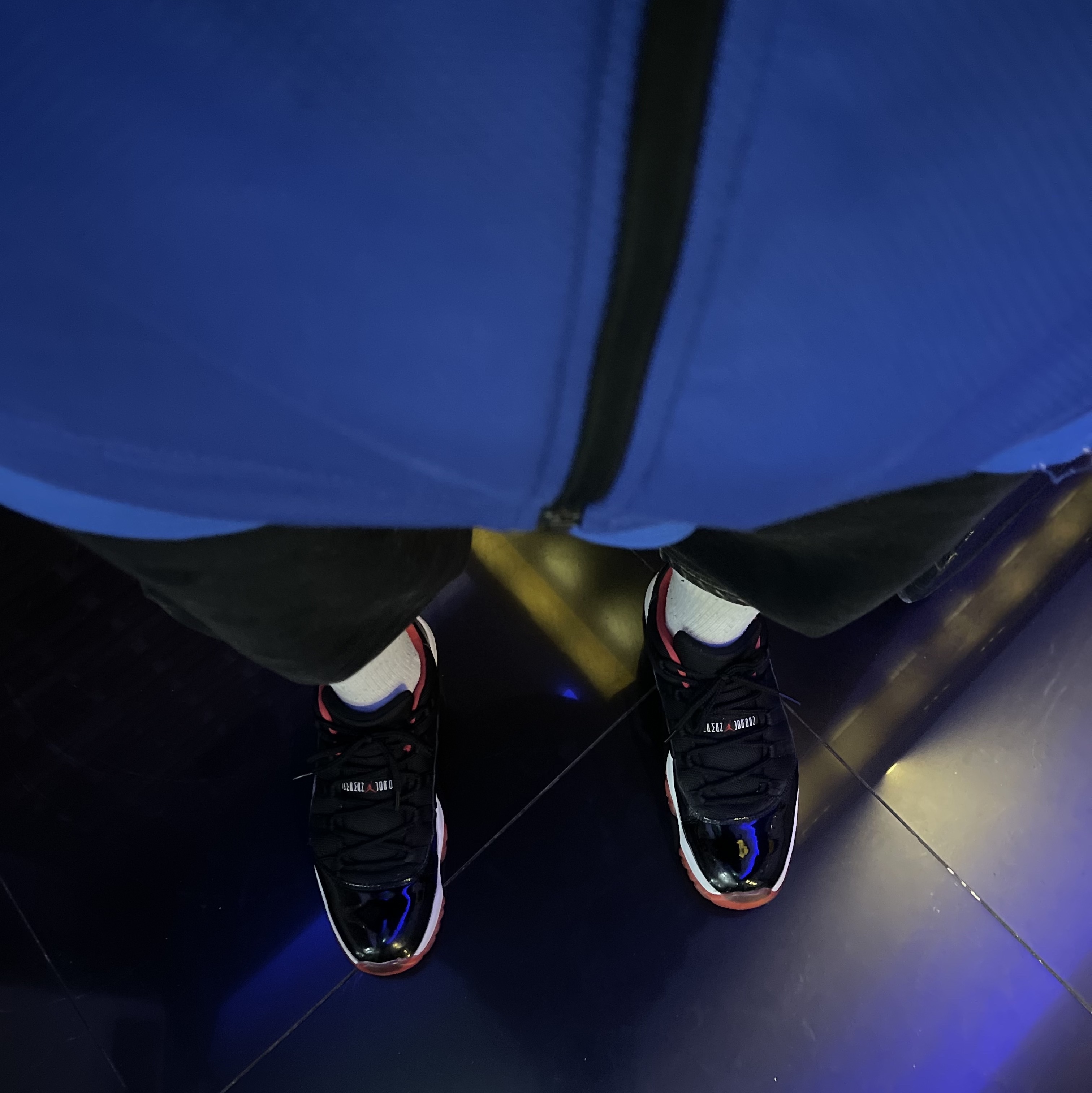 Jordan 11 Retro Low Bred, Jordan 1 Low SE Tokyo 96 착용 스타일 - 1