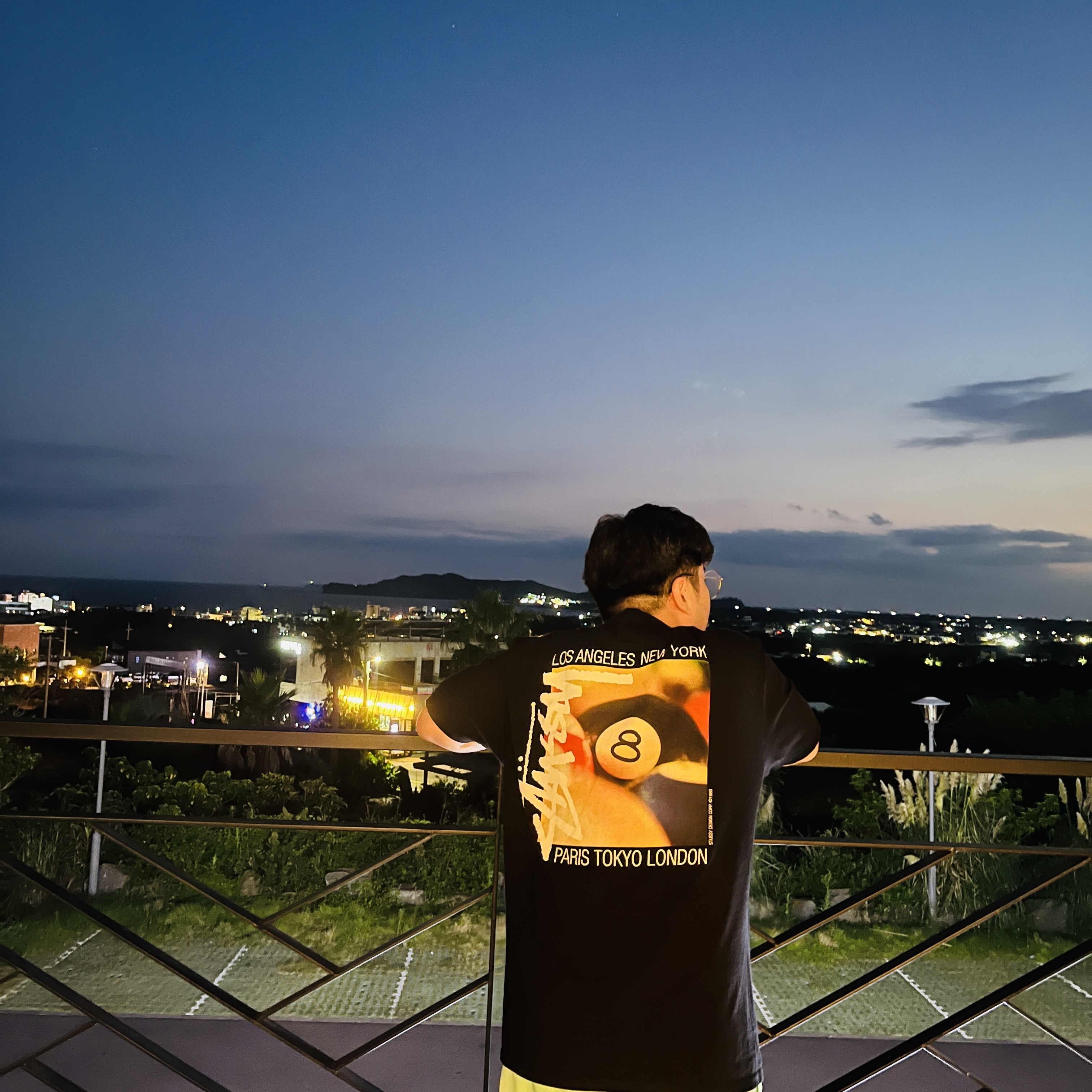 Stussy Billiards T-Shirt Black 착용 스타일 - 1