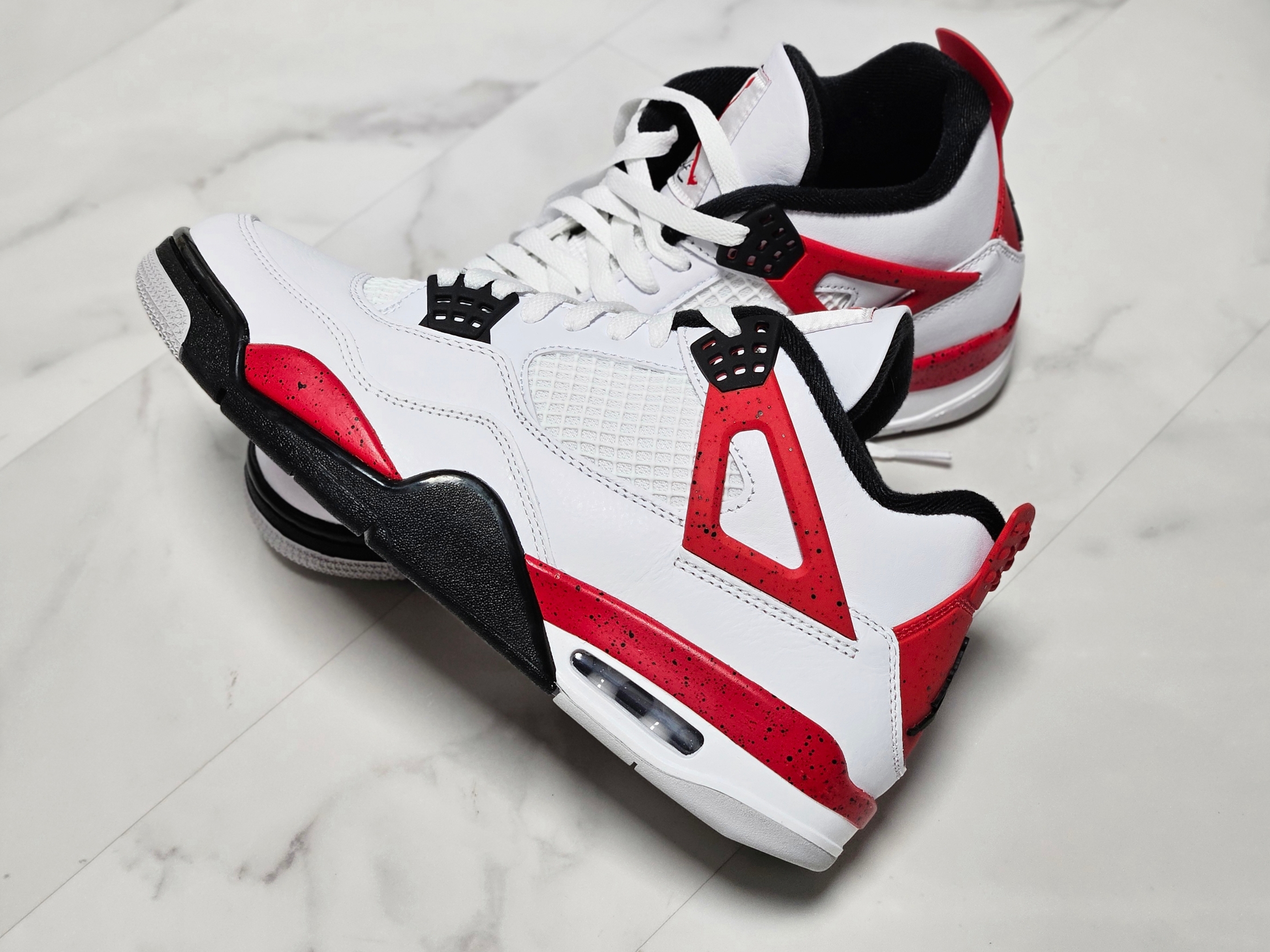 Jordan 4 Retro Red Cement 착용 스타일 - 4