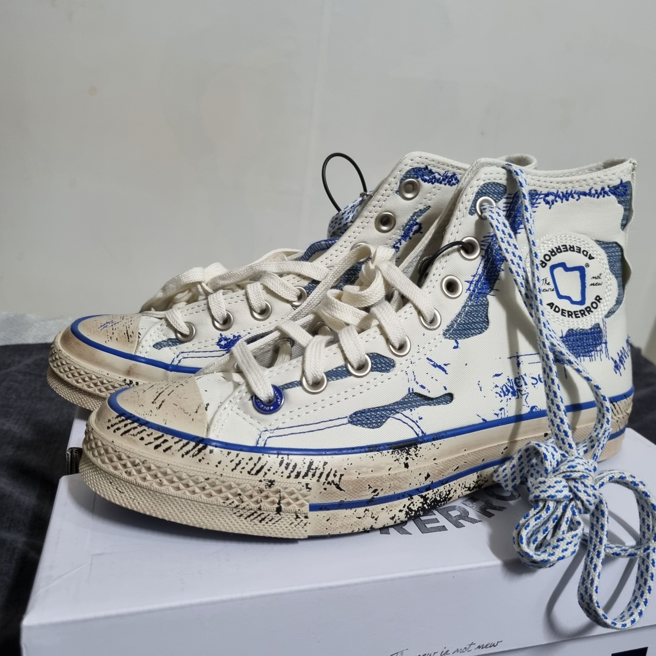 Converse x Ader Error Chuck 70 High White 착용 스타일
