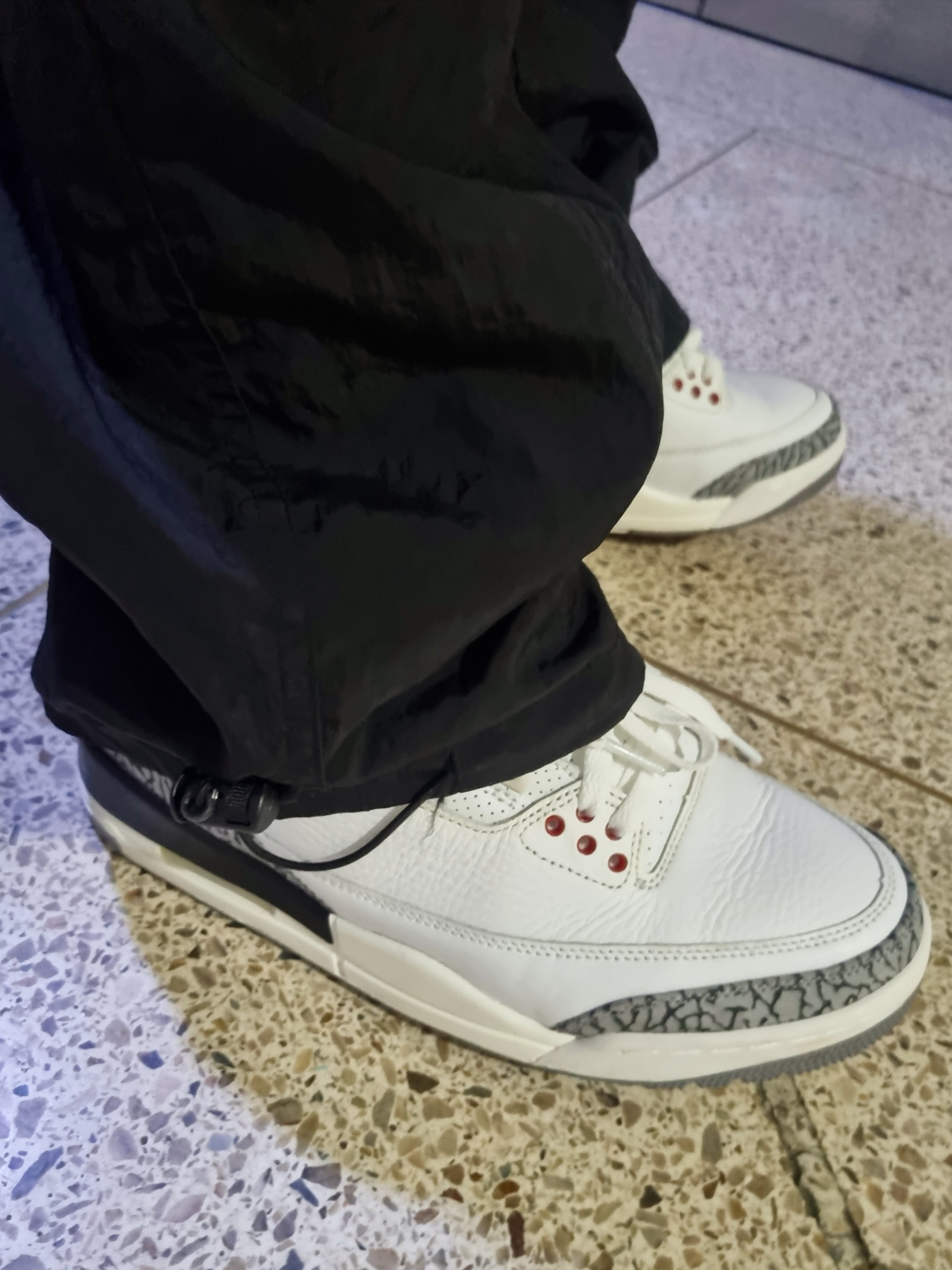 Jordan 3 Retro White Cement Reimagined 착용 스타일