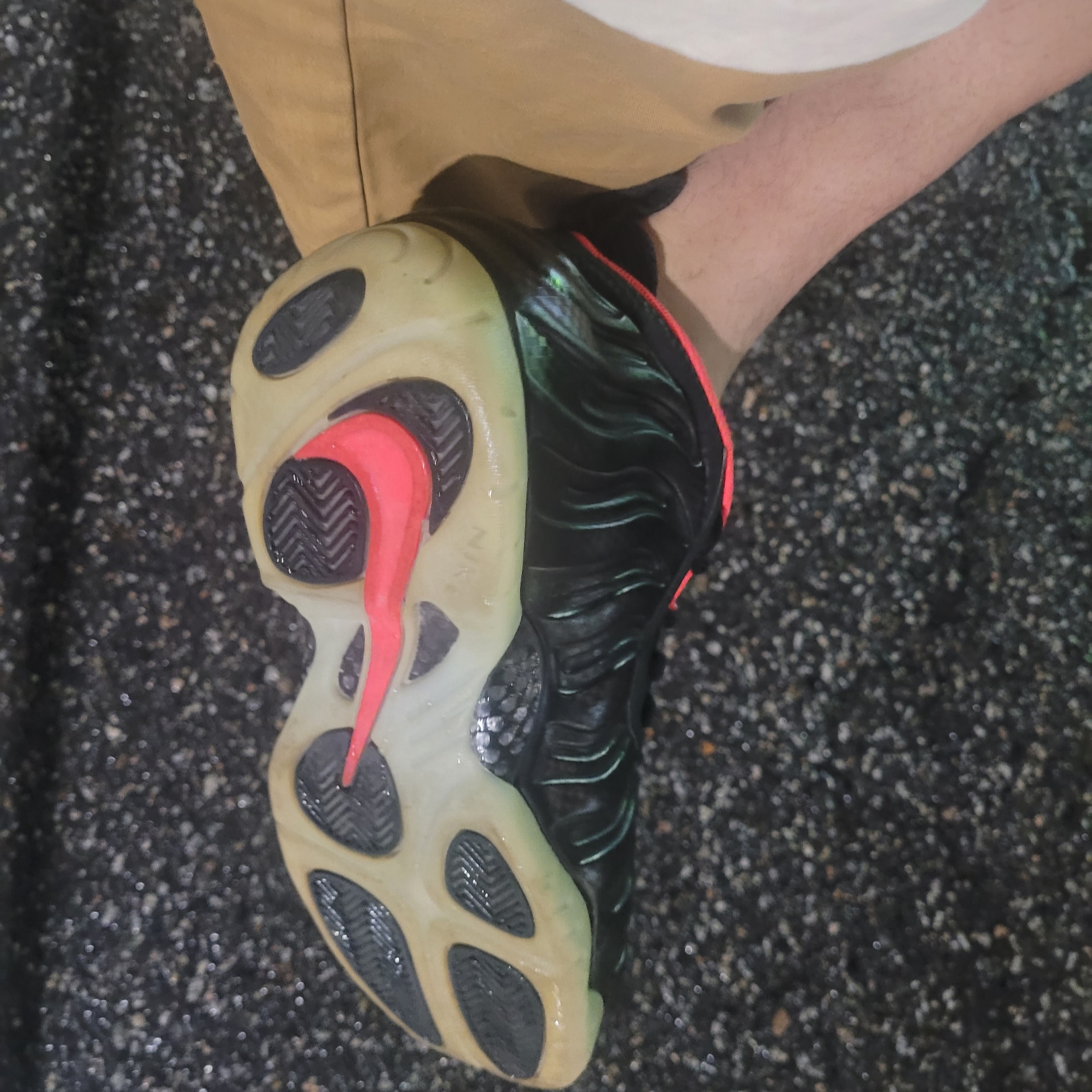 Nike Air Foamposite Pro Yeezy 착용 스타일 - 3