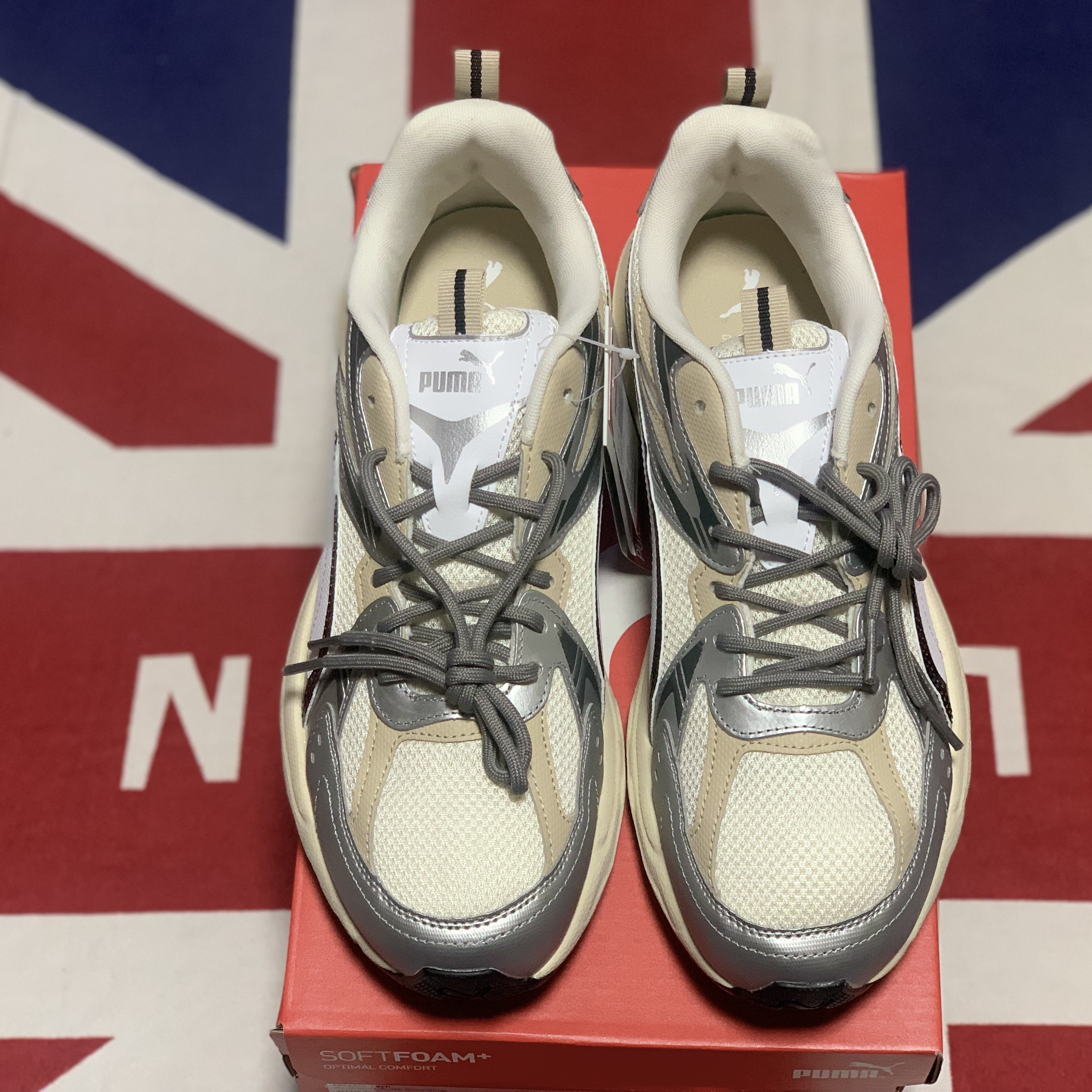 Puma Milenio Tech Warm White Silver 착용 스타일 - 2