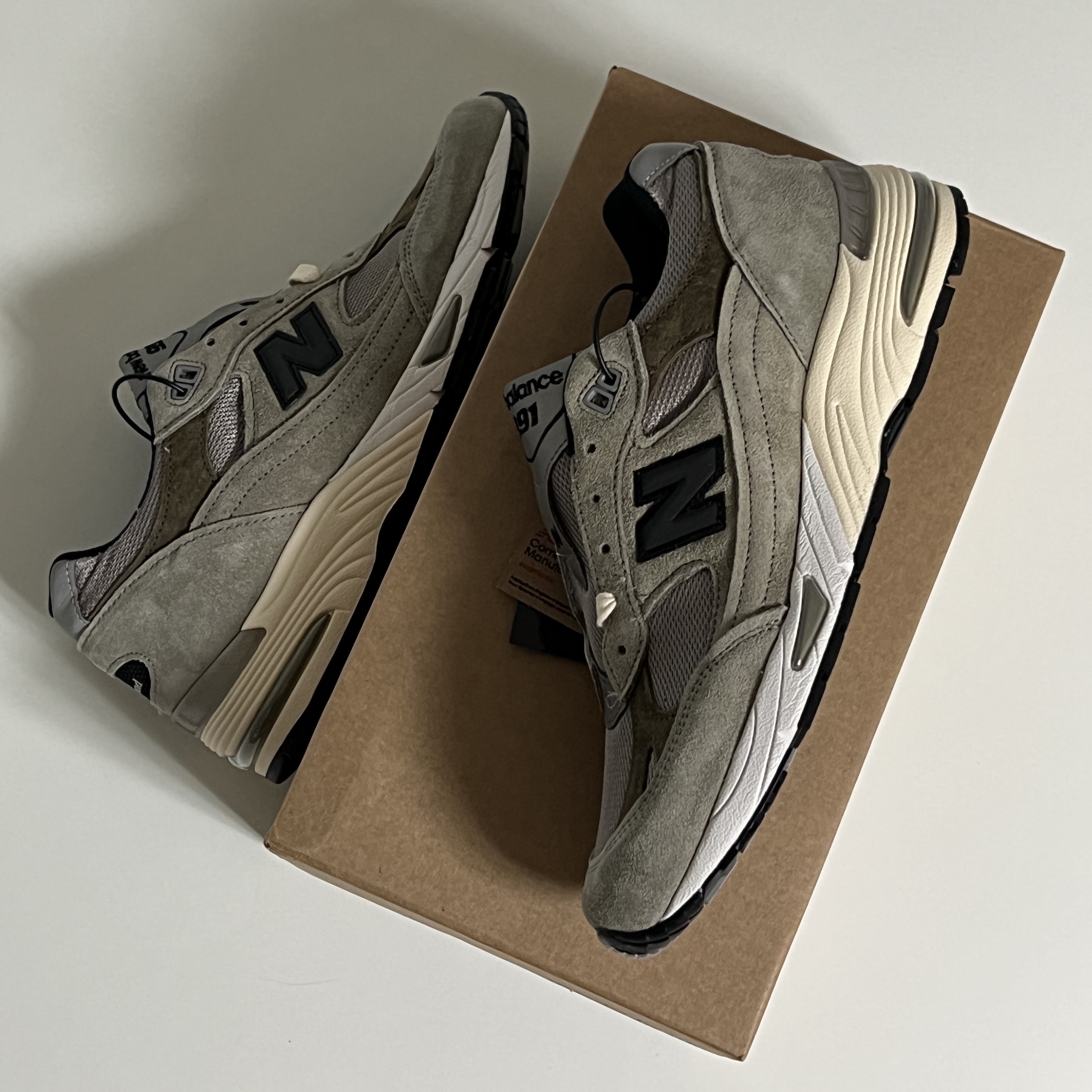 New Balance x JJJJound 991 Made in UK Grey 착용 스타일 - 1