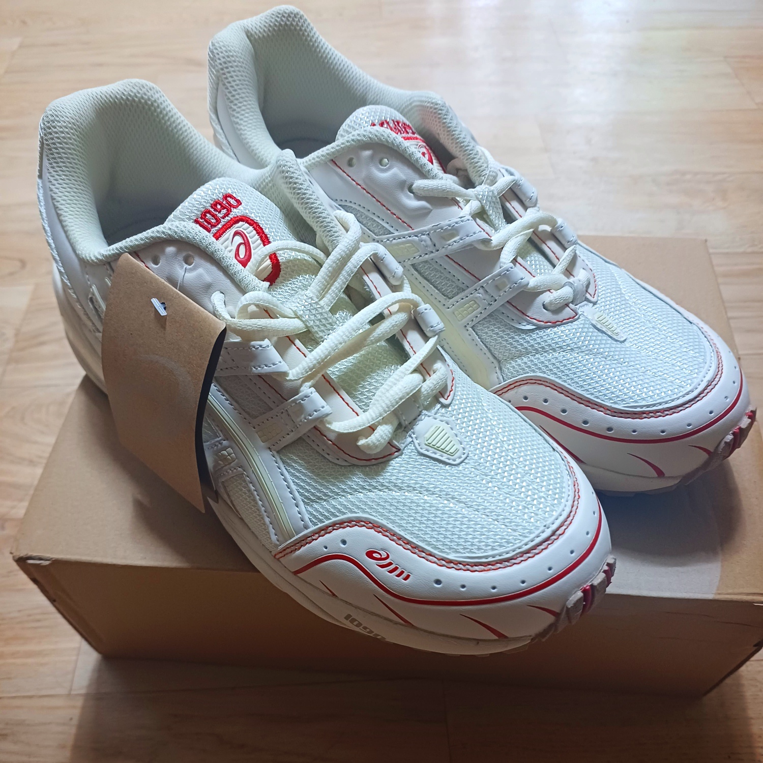 Asics Gel-1090 Birch 착용 스타일