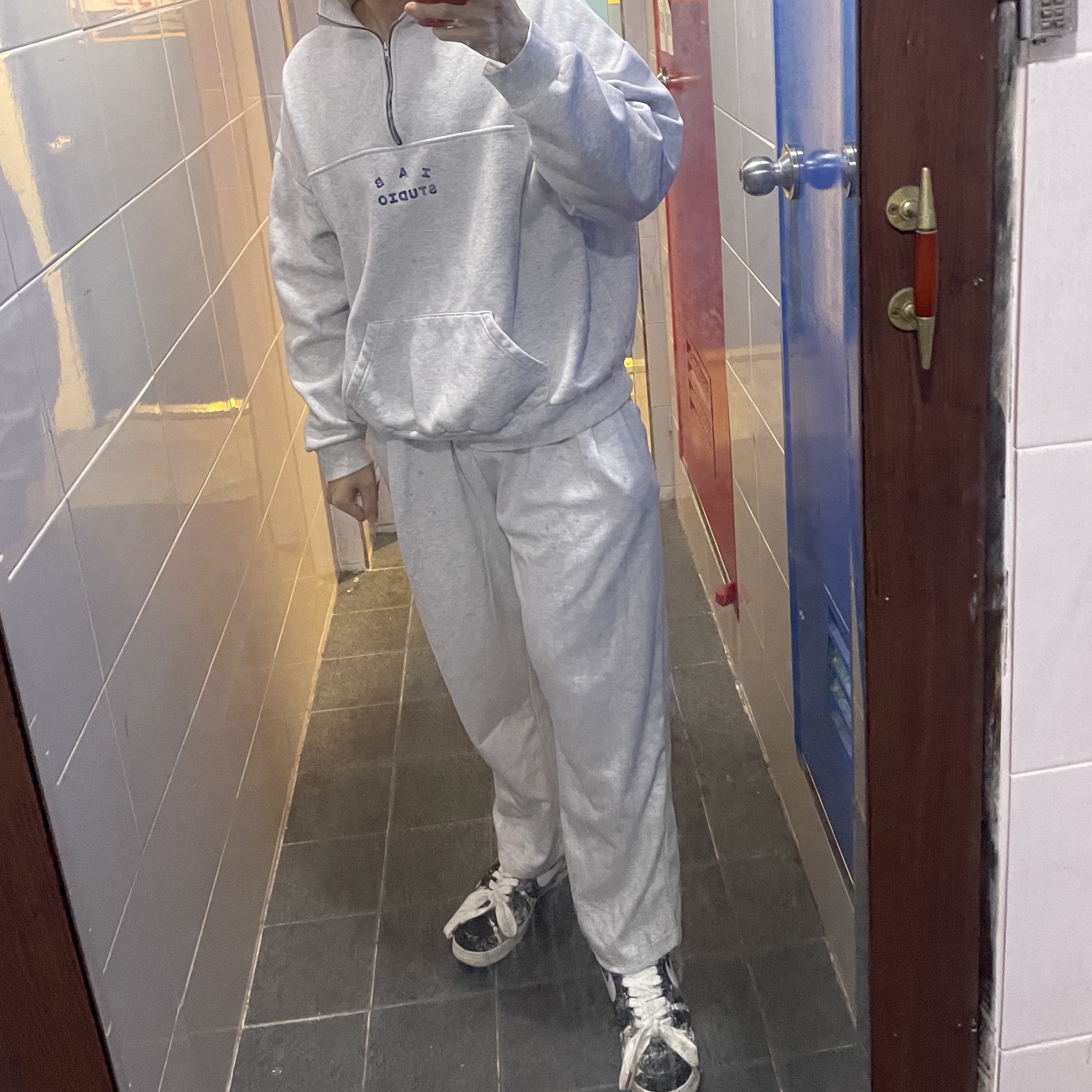 IAB Studio Half Zip Pullover Light Gray, Nike x Peaceminusone Air Force 1 Low Para-Noise 착용 스타일