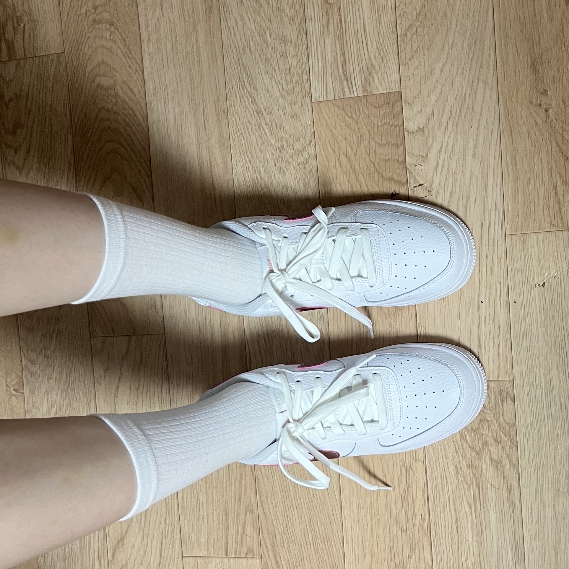 (GS) Nike Air Force 1 Pink Glaze 착용 스타일 - 2
