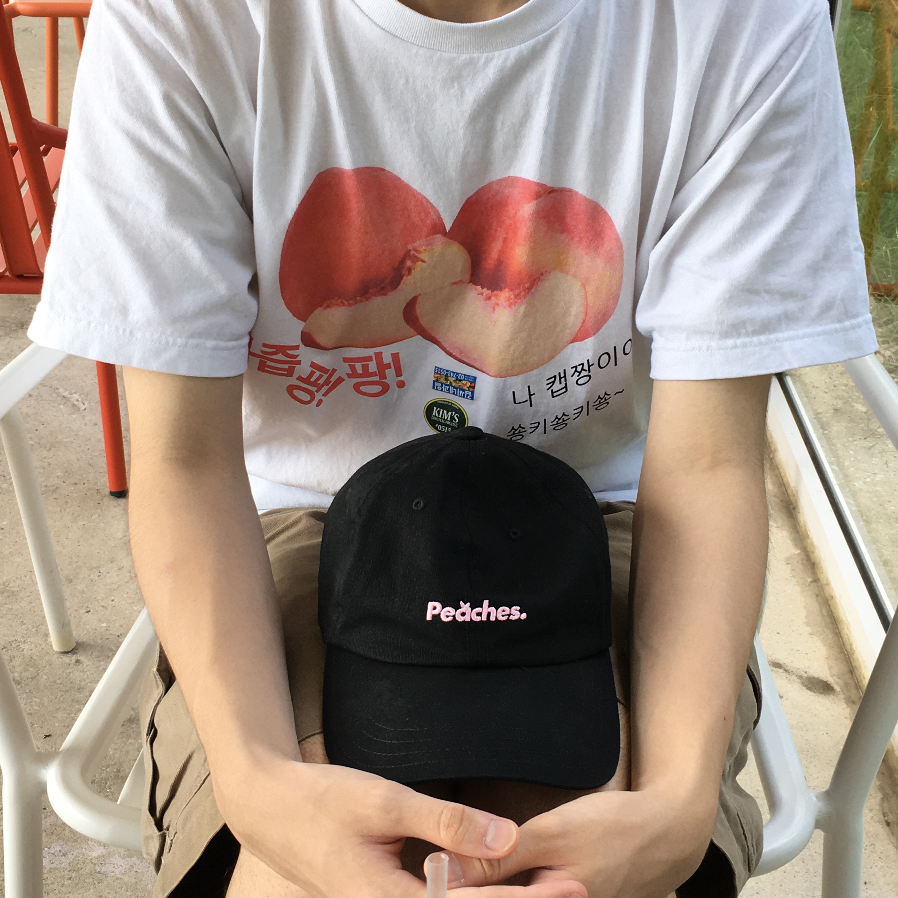 Vans x Peaches. Cap Black 착용 스타일 - 1