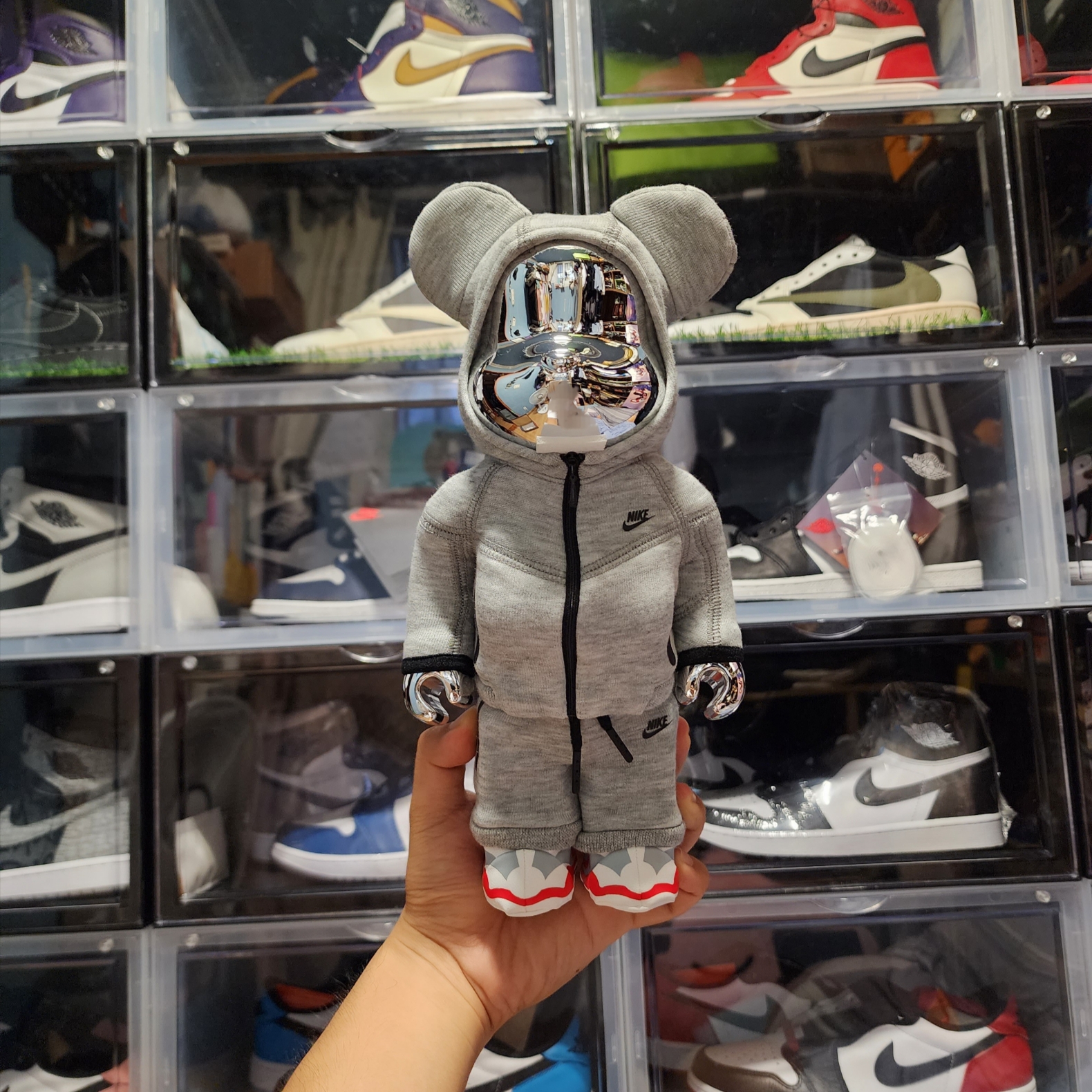 Bearbrick x Nike Tech Fleece N98 100% & 400& Set 착용 스타일 - 1