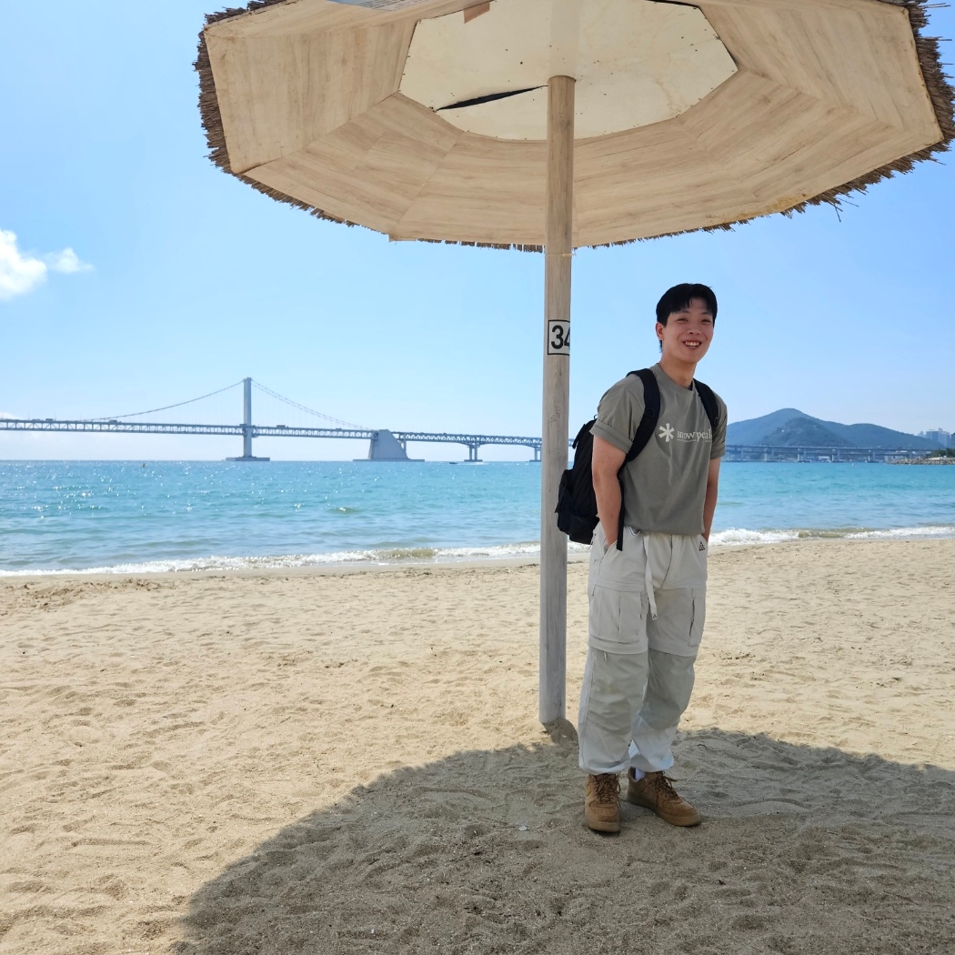 Nike ACG Smith Summit Cargo Pants Light Bone - Asia 착용 스타일