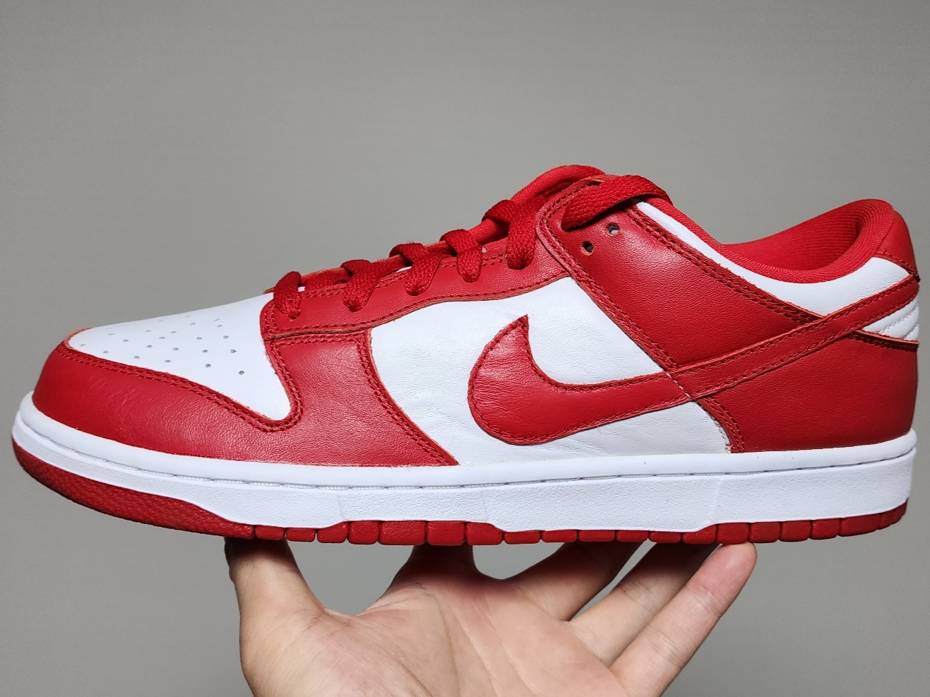Nike Dunk Low SP White and University Red 2023 착용 스타일