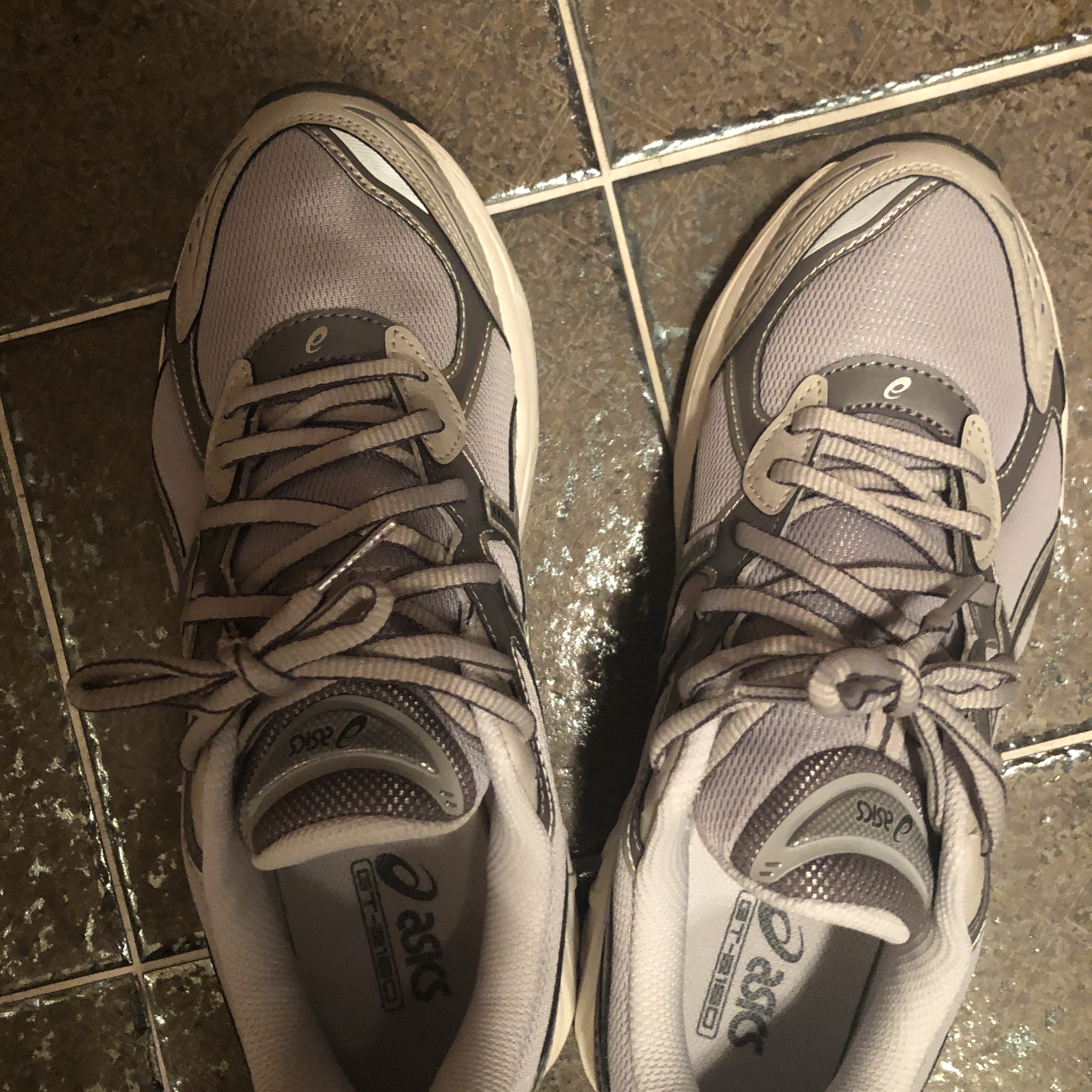 Asics GT-2160 Oyster Grey Carbon 착용 스타일
