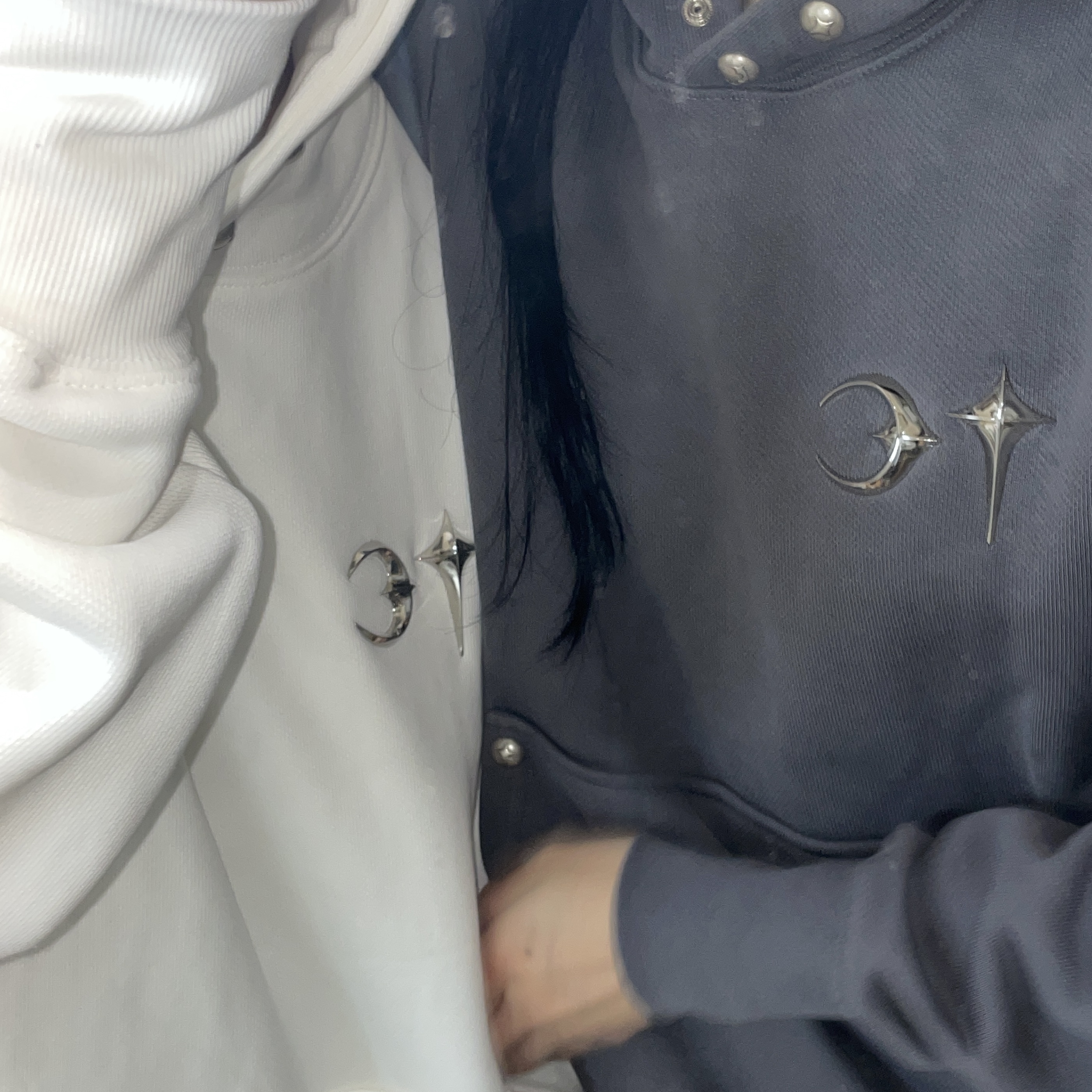 Thug Club Armor Hoodie White, Thug Club Armor Hoodie Gray 착용 스타일